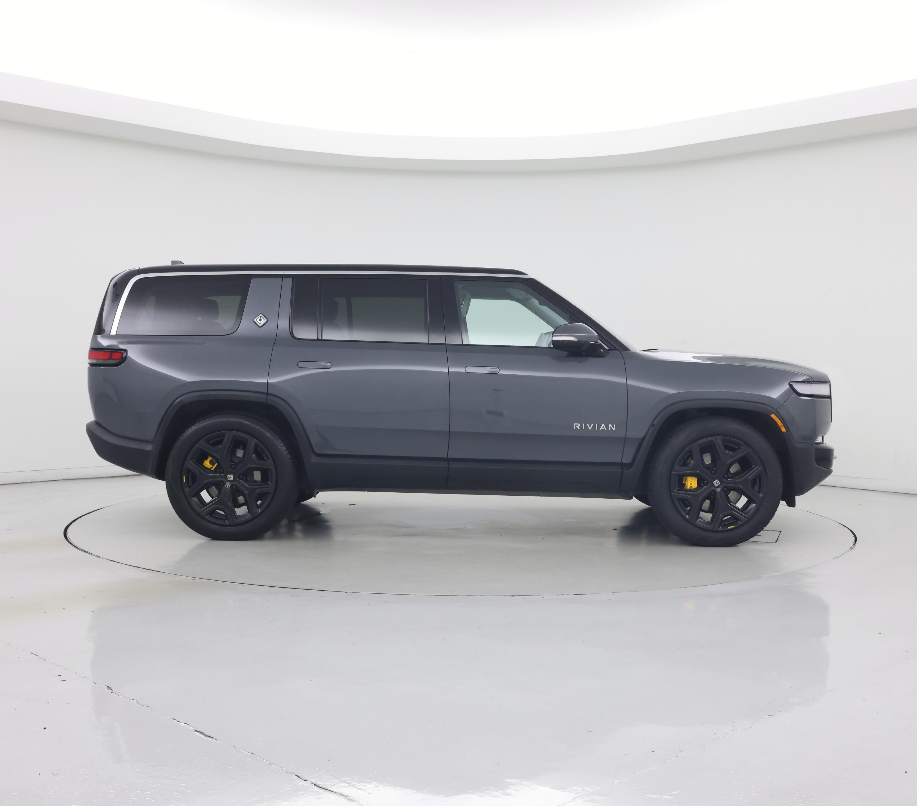 Thumbnail: 2023 Rivian R1S - 7