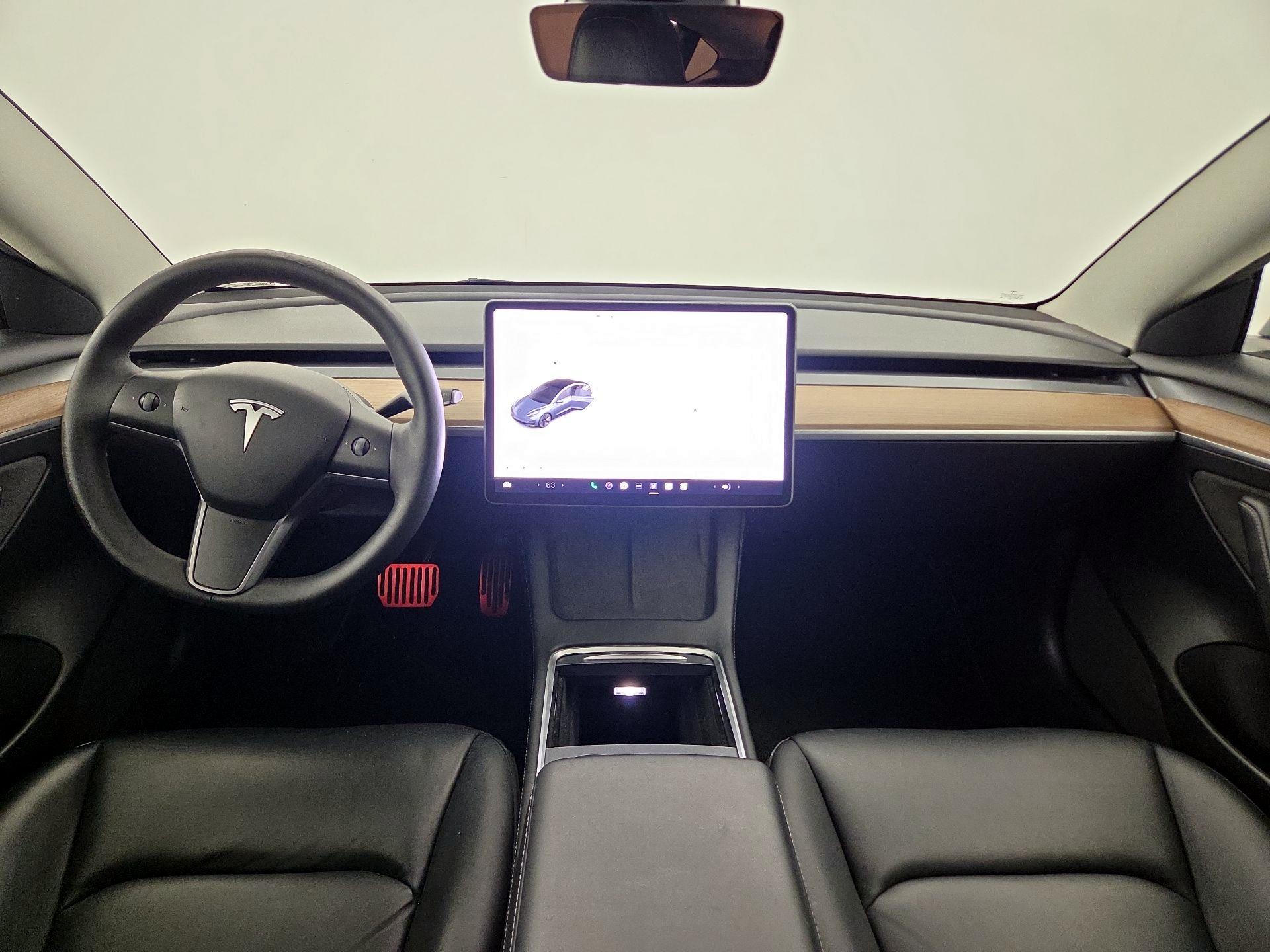 Thumbnail: 2023 Tesla Model 3 - 9