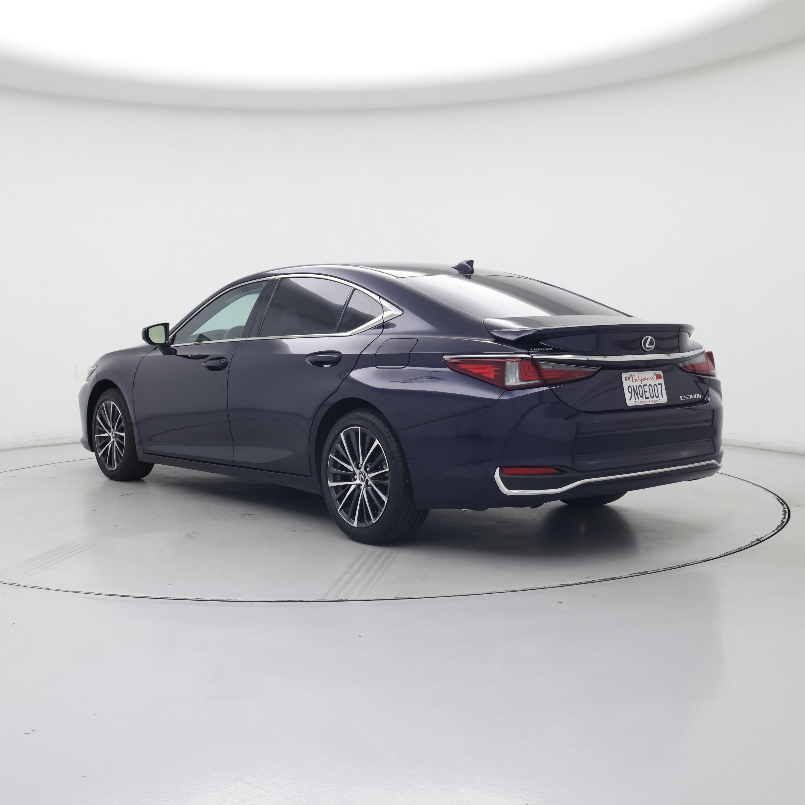 Thumbnail: 2024 Lexus ES - 2