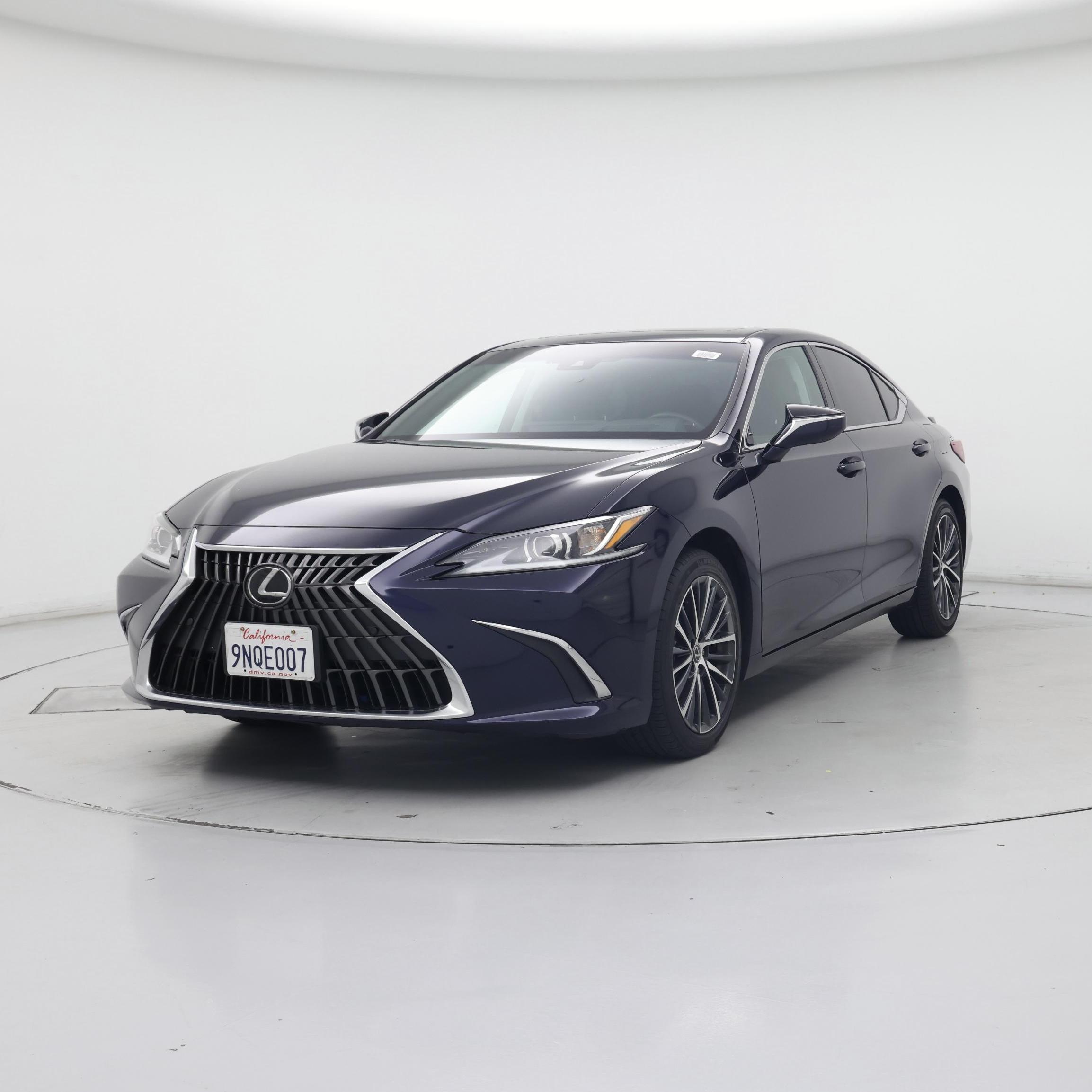 Thumbnail: 2024 Lexus ES - 4