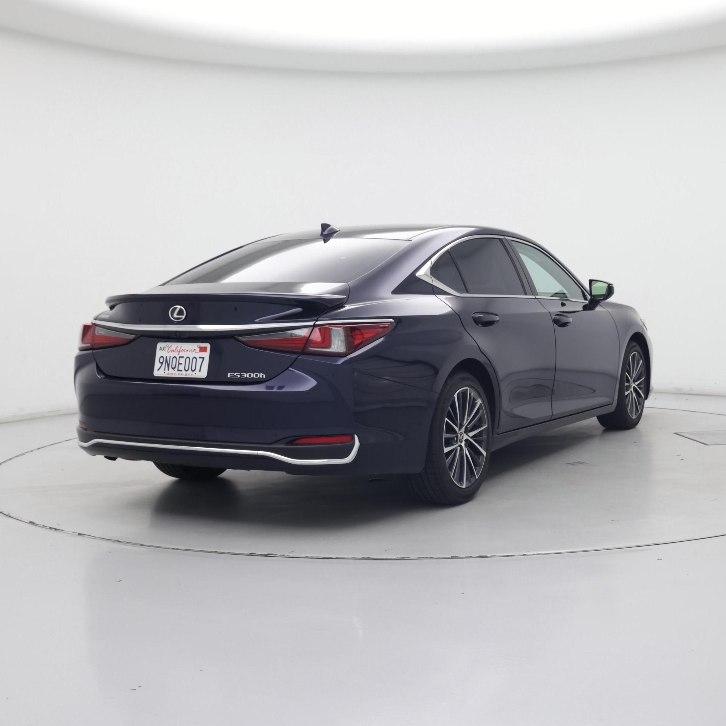 Thumbnail: 2024 Lexus ES - 8