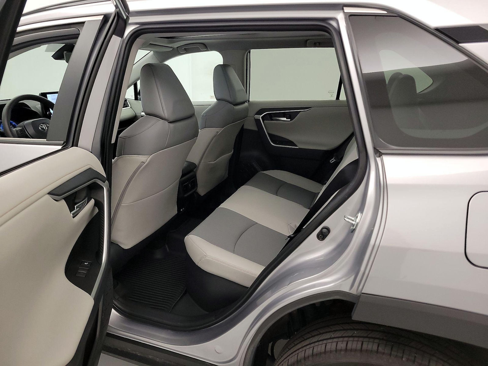 2024 Toyota RAV4 Limited - Photo 21