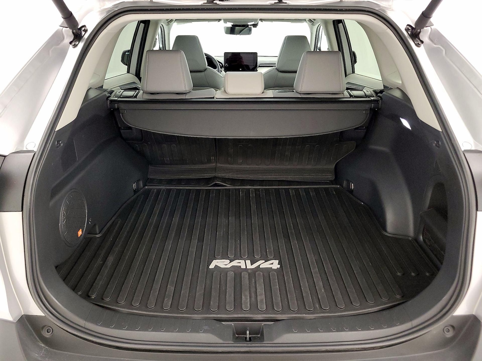 2024 Toyota RAV4 Limited - Photo 22
