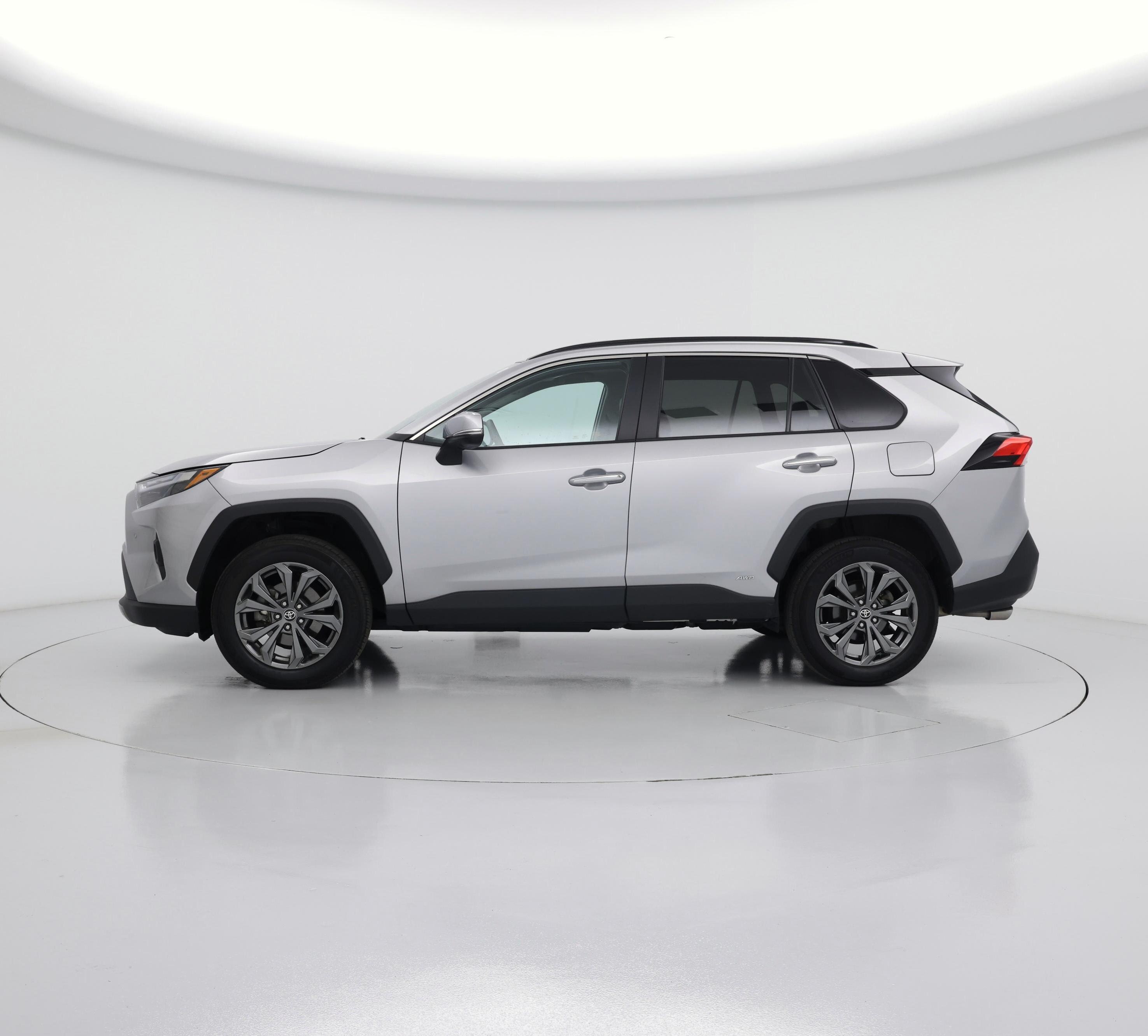 Thumbnail: 2024 Toyota RAV4 - 3