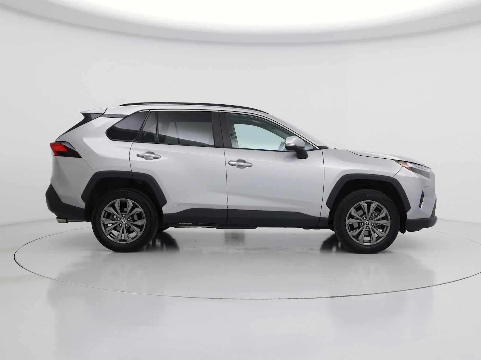 2024 Toyota RAV4 Limited - Photo 8