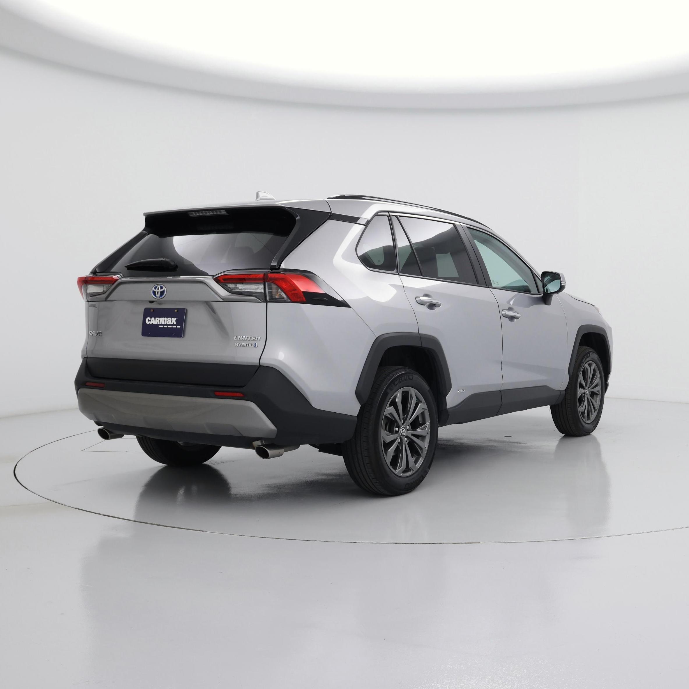 Thumbnail: 2024 Toyota RAV4 - 8