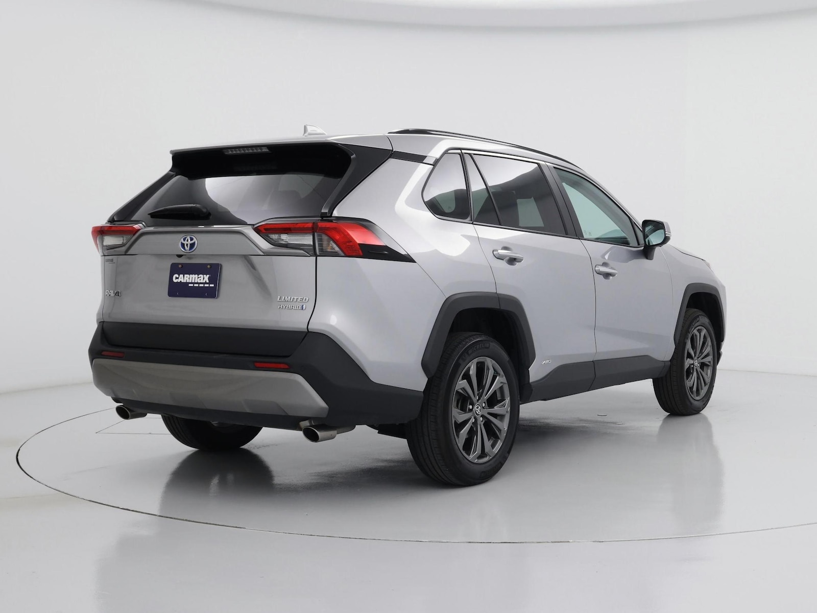 2024 Toyota RAV4 Limited - Photo 9