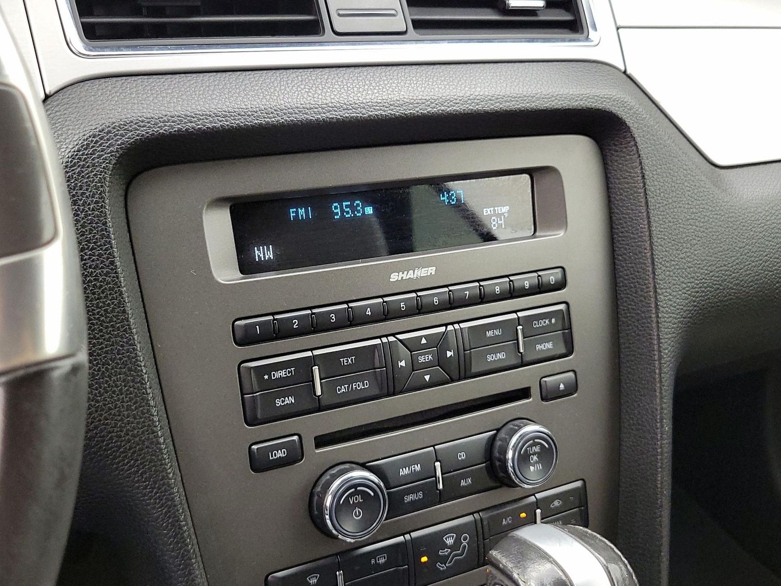 2014 Ford Mustang V6 Premium - Photo 15