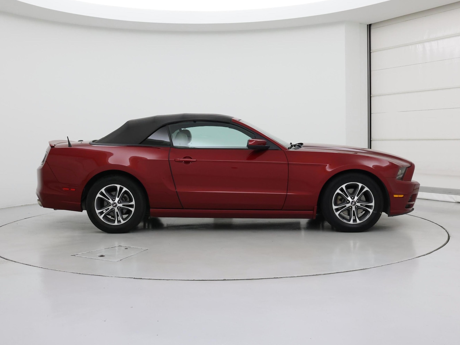 2014 Ford Mustang V6 Premium - Photo 8