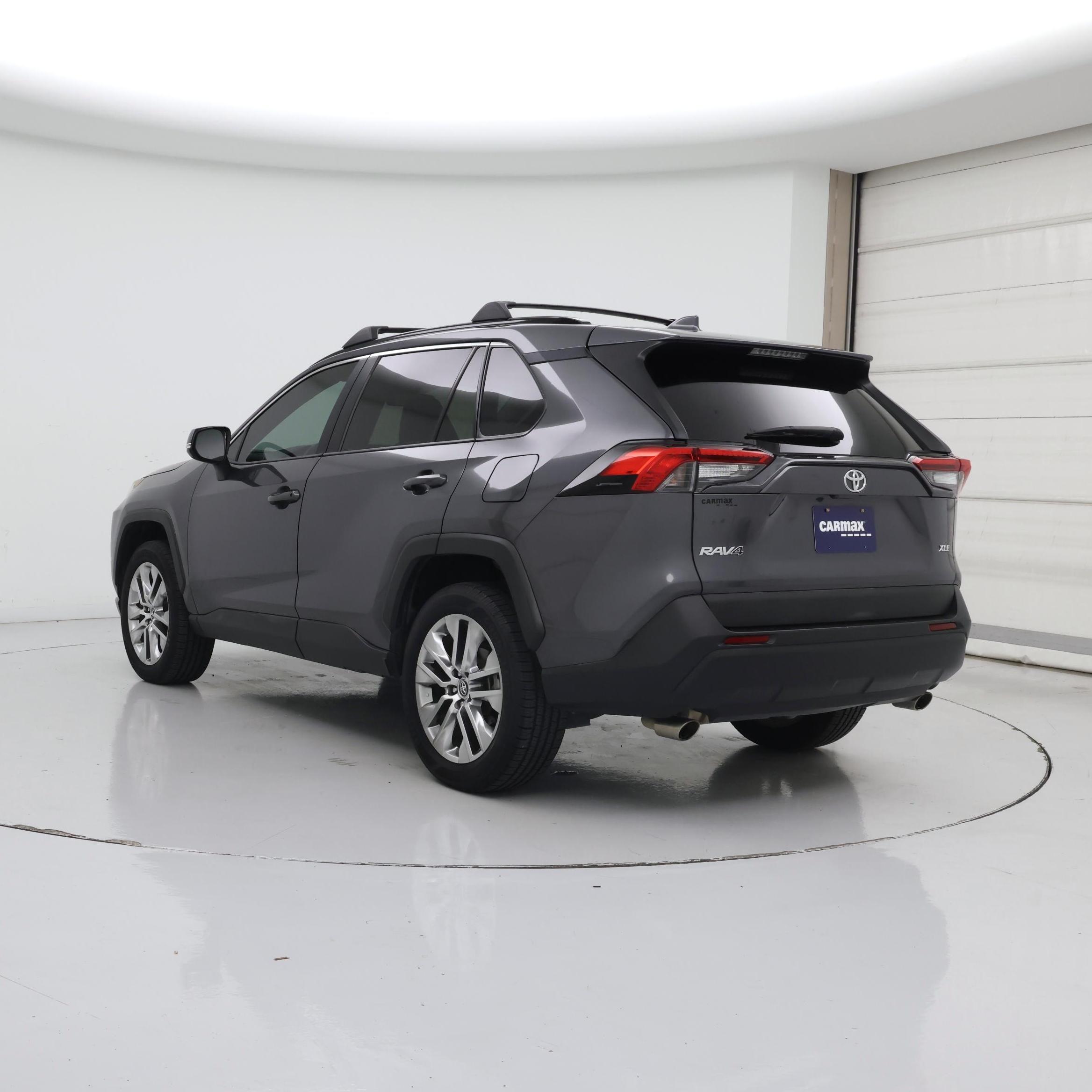 Thumbnail: 2020 Toyota RAV4 - 2