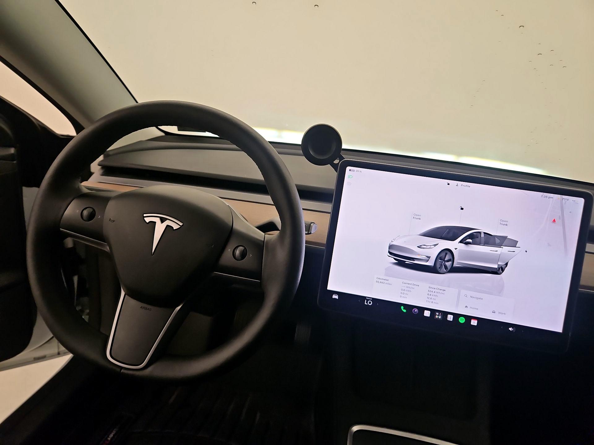 Thumbnail: 2023 Tesla Model 3 - 10