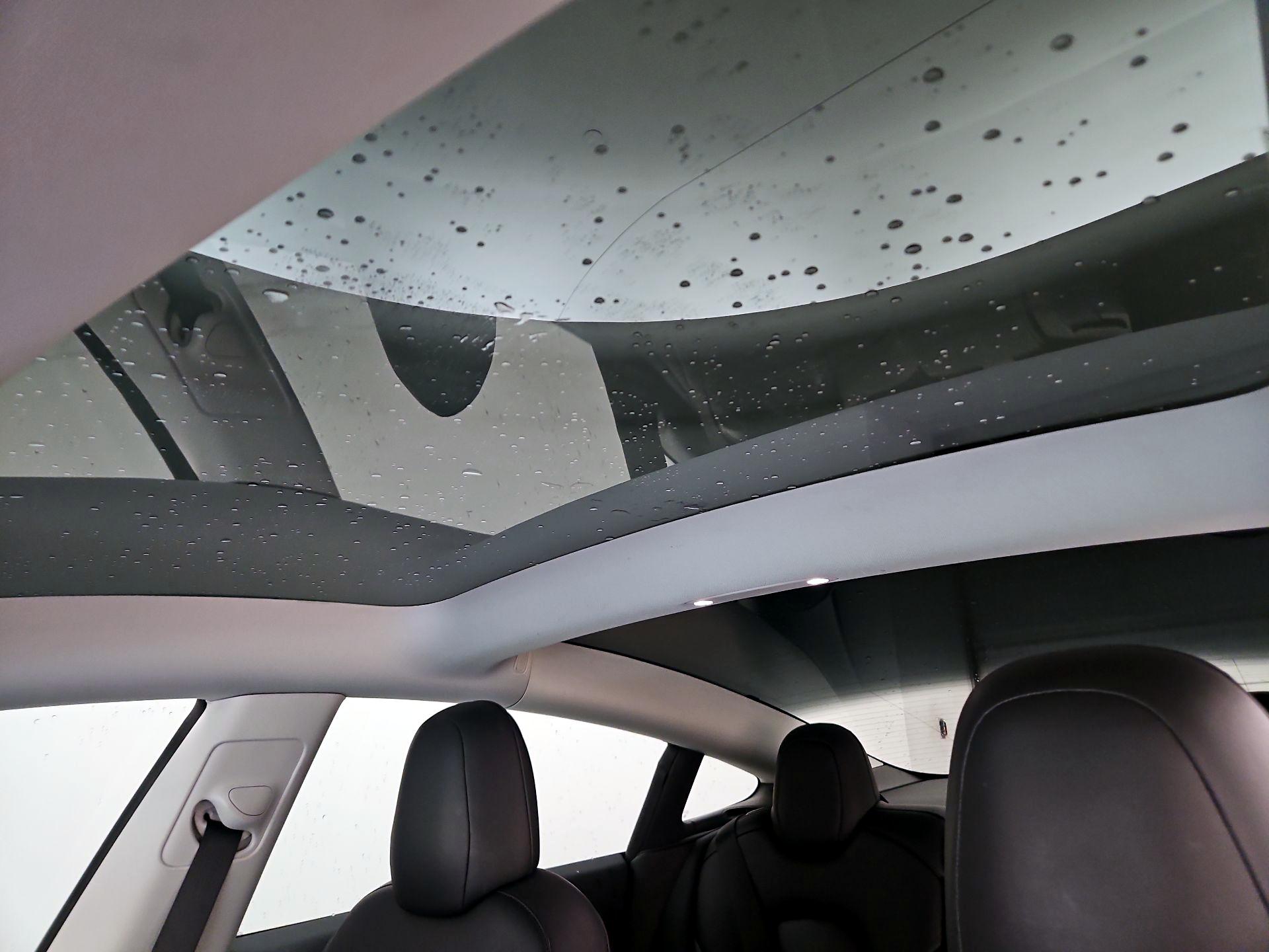 Thumbnail: 2023 Tesla Model 3 - 19