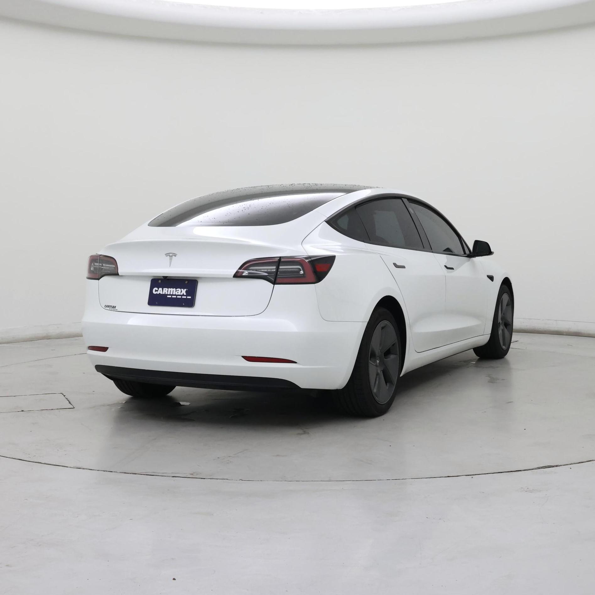 Thumbnail: 2023 Tesla Model 3 - 8
