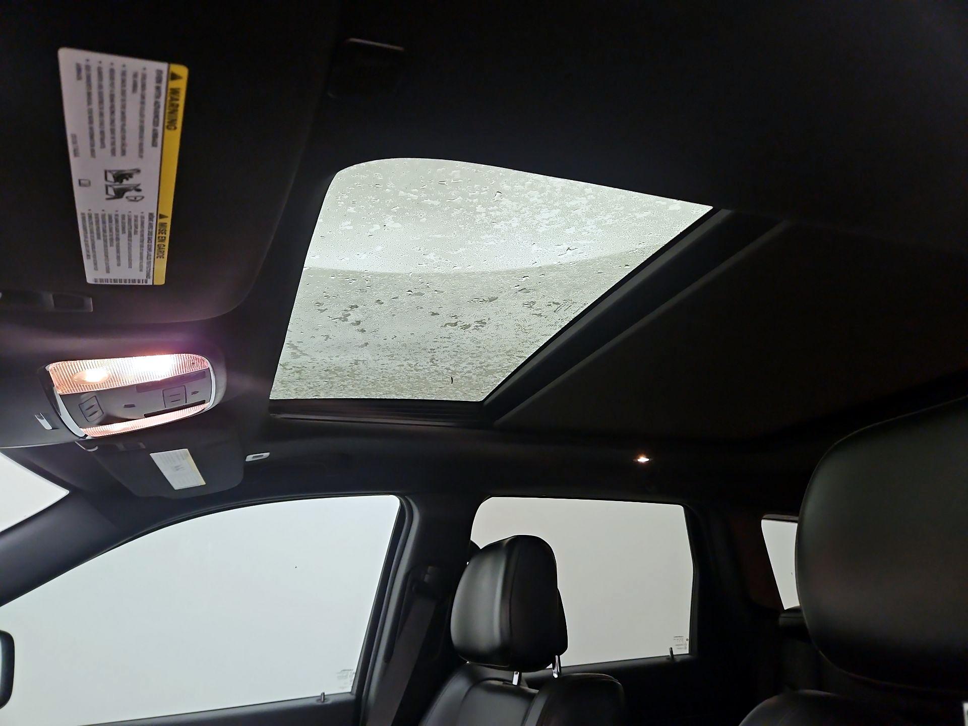 Thumbnail: 2019 Jeep Grand Cherokee - 20
