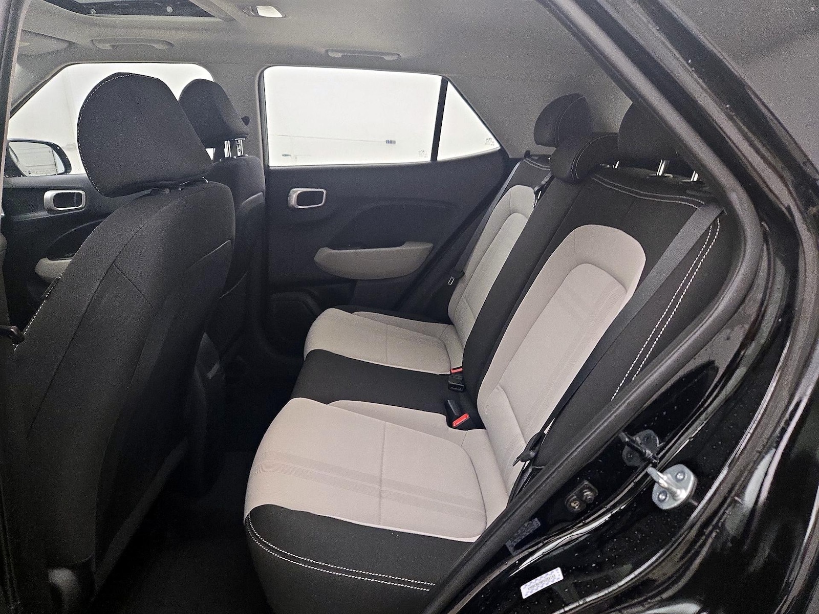 2023 Hyundai Venue SEL - Photo 21