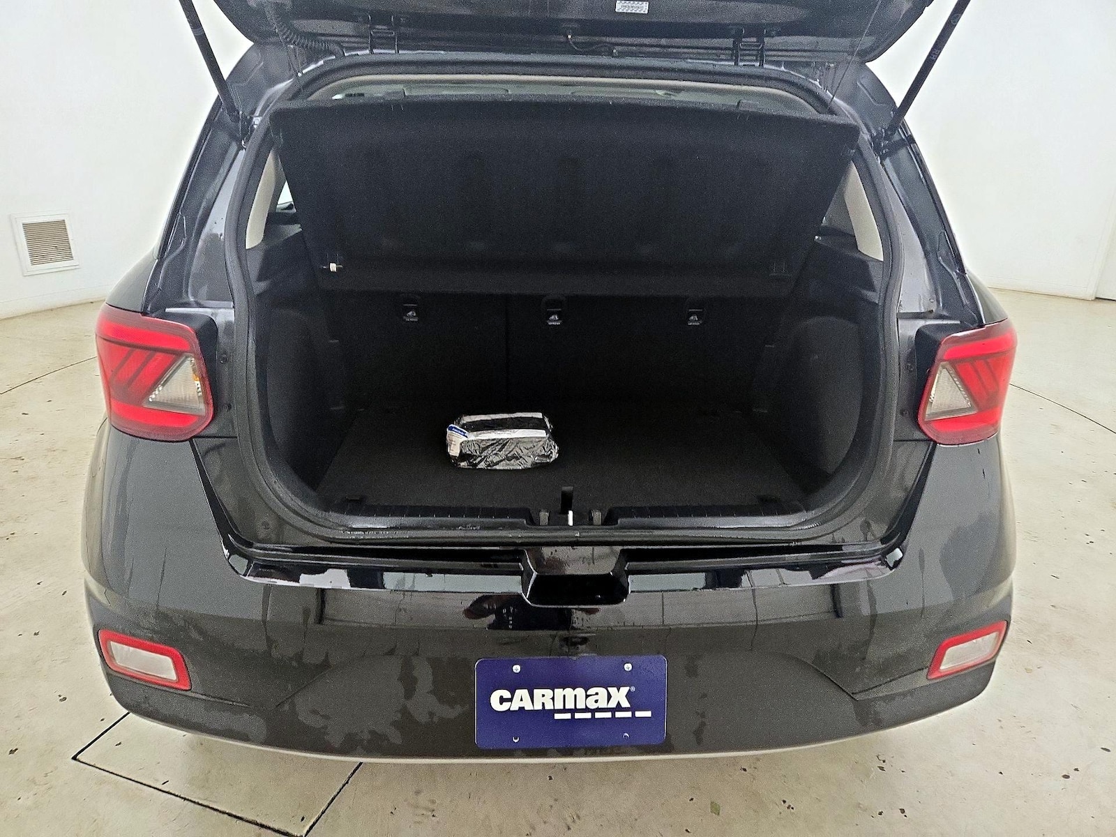 2023 Hyundai Venue SEL - Photo 22
