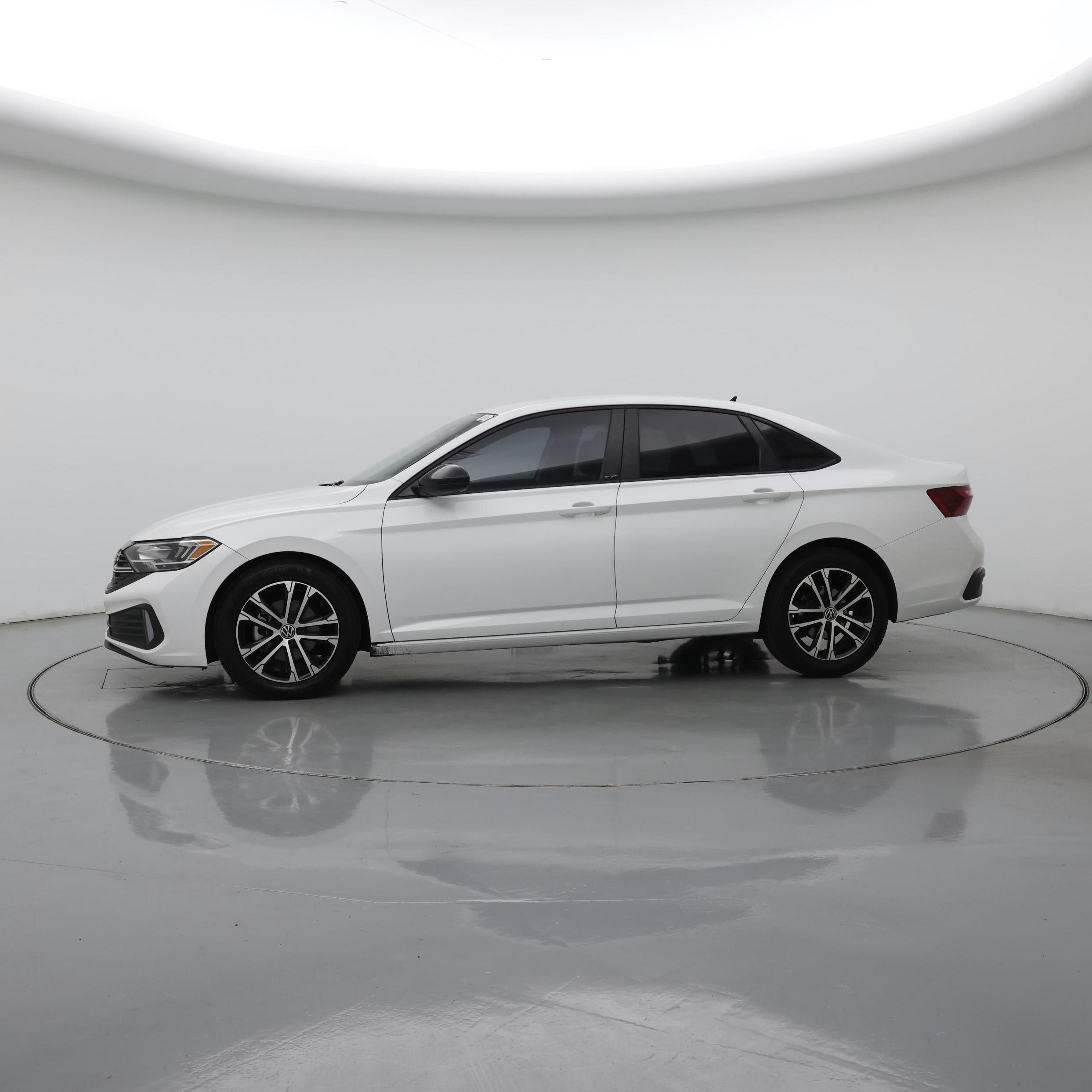 Thumbnail: 2023 Volkswagen Jetta - 3