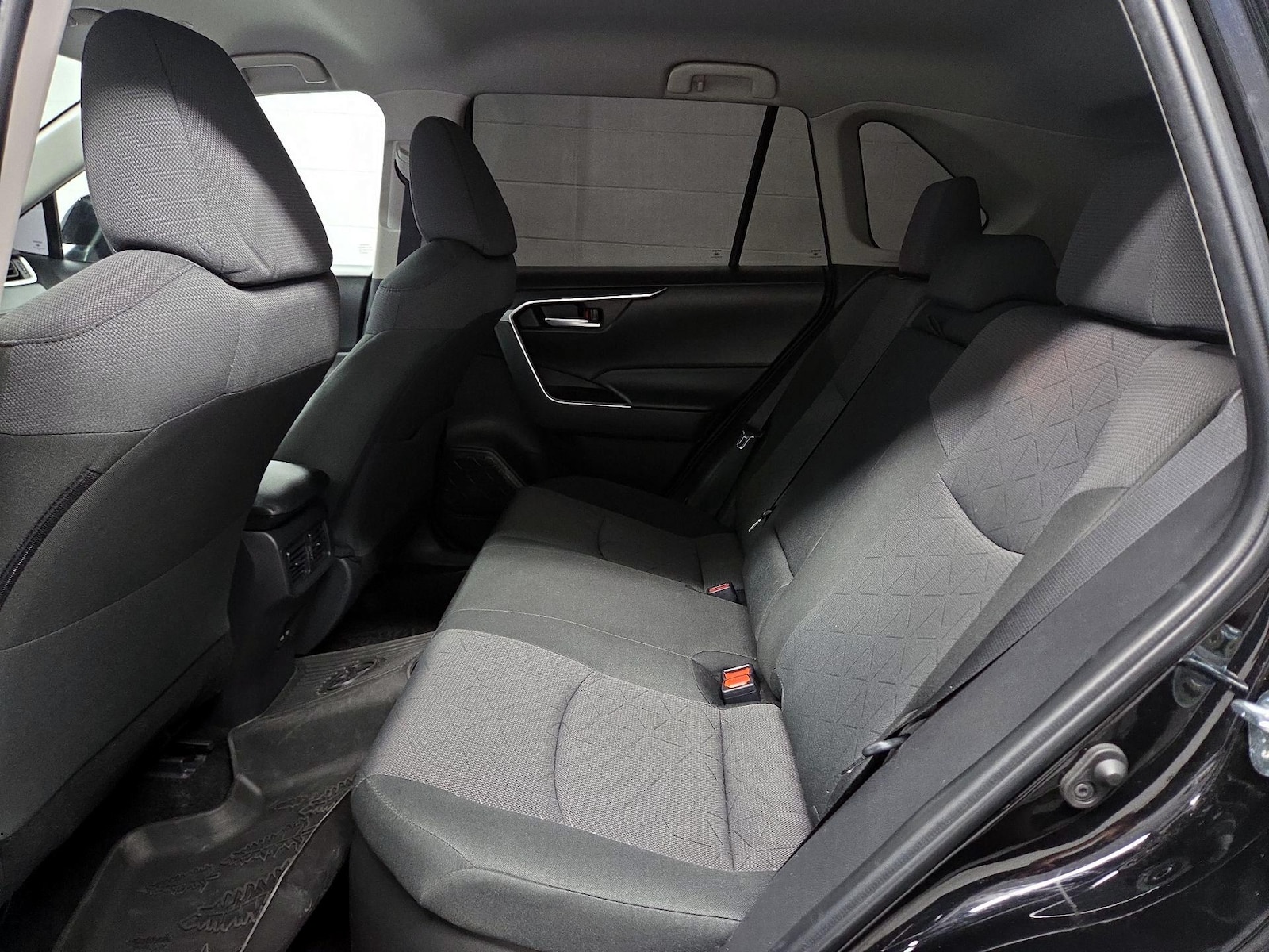 2025 Toyota RAV4 Woodland Edition - Photo 20