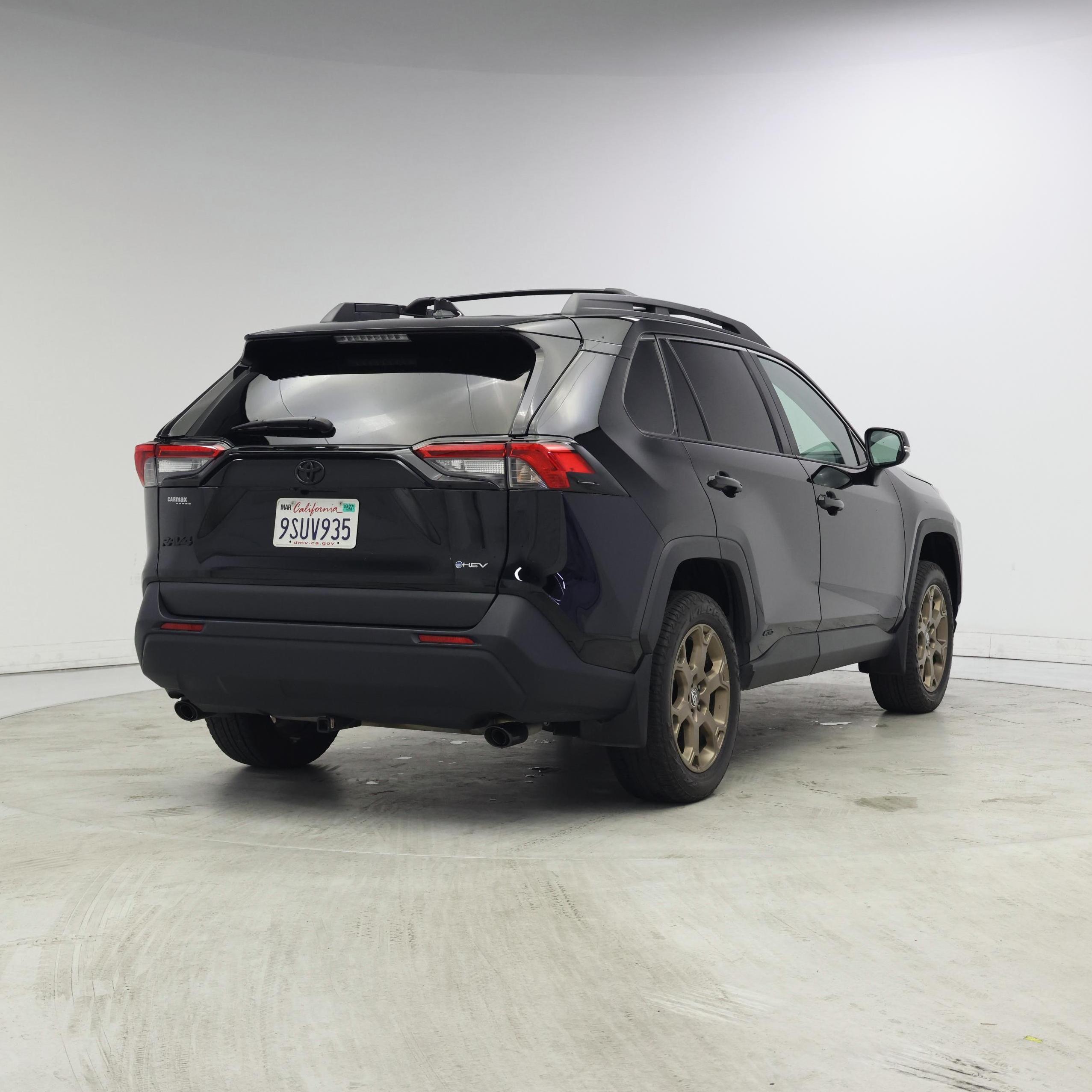 Thumbnail: 2025 Toyota RAV4 - 8