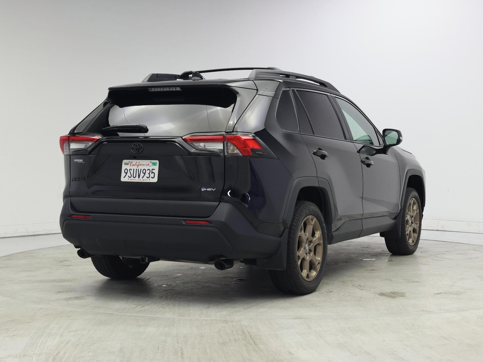 2025 Toyota RAV4 Woodland Edition - Photo 9