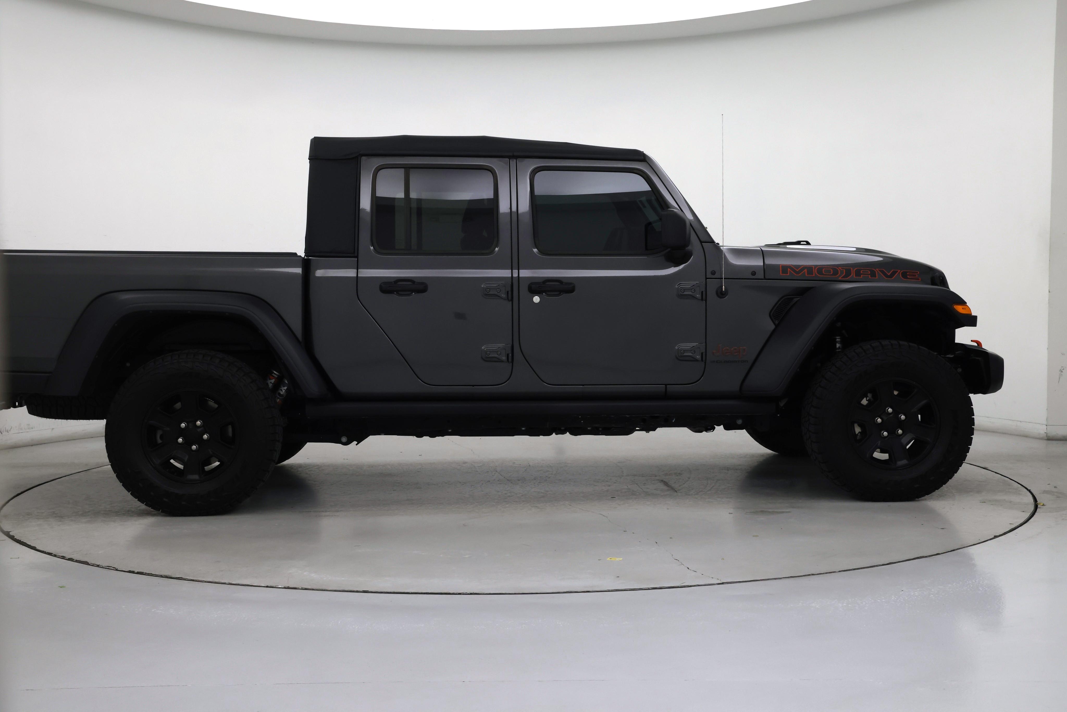 Thumbnail: 2023 Jeep Gladiator - 7
