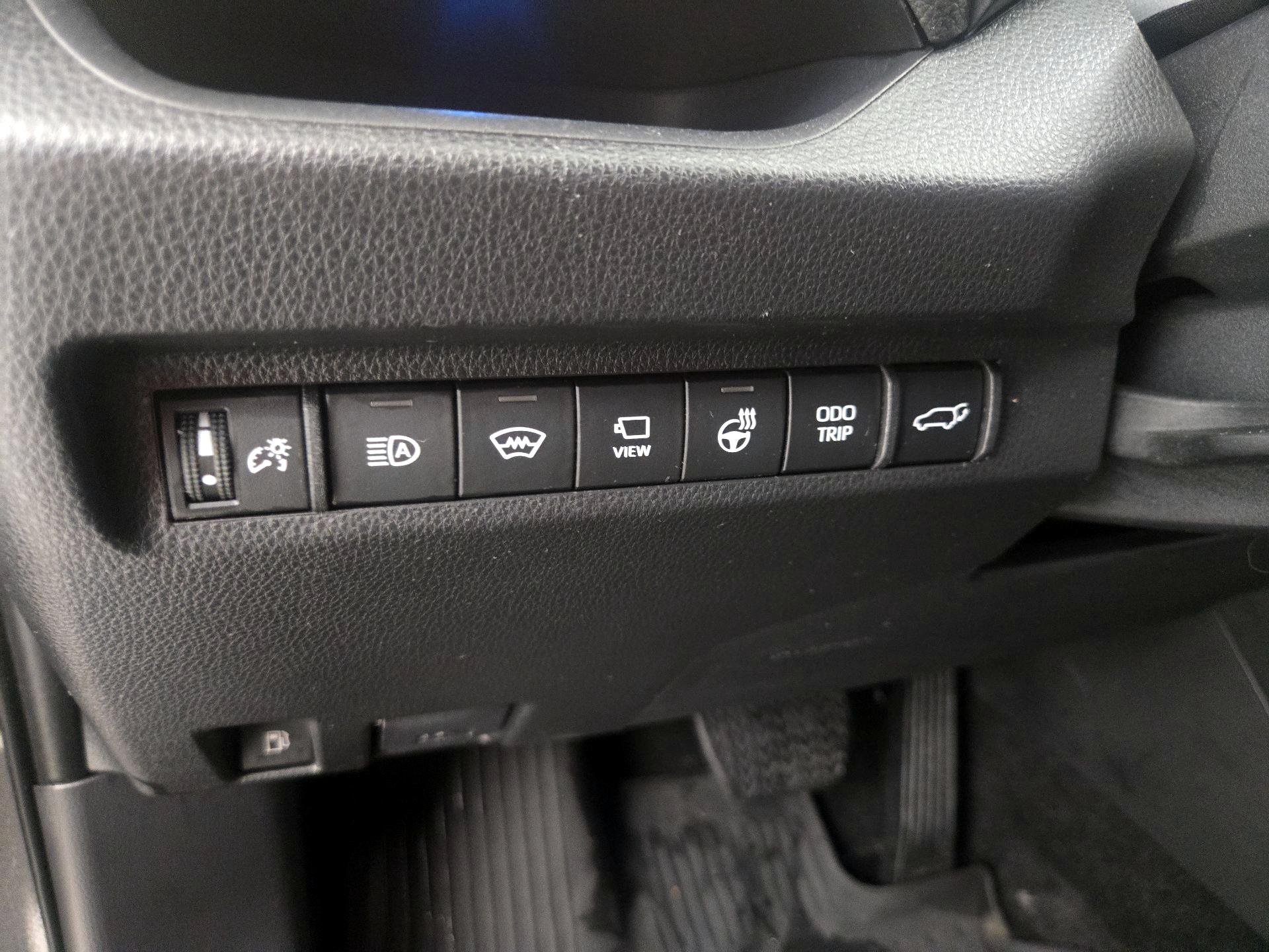 Thumbnail: 2023 Toyota RAV4 - 13