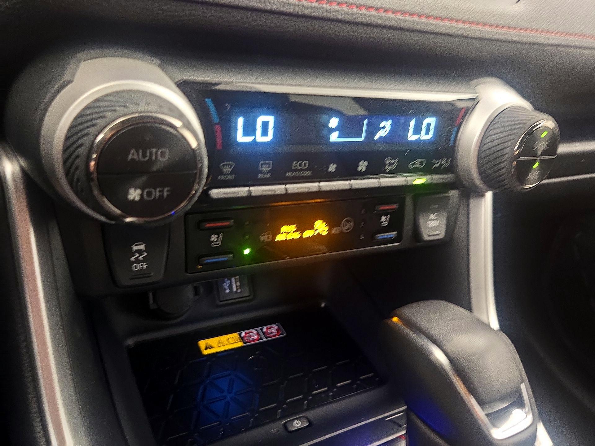 Thumbnail: 2023 Toyota RAV4 - 16