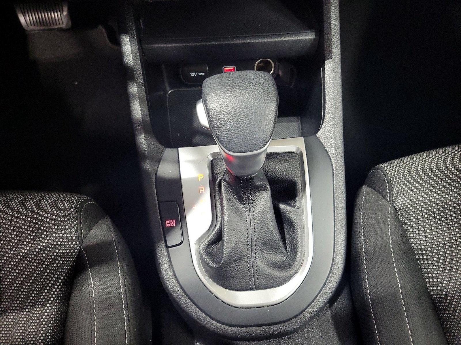 2022 Kia FORTE LXS - Photo 18