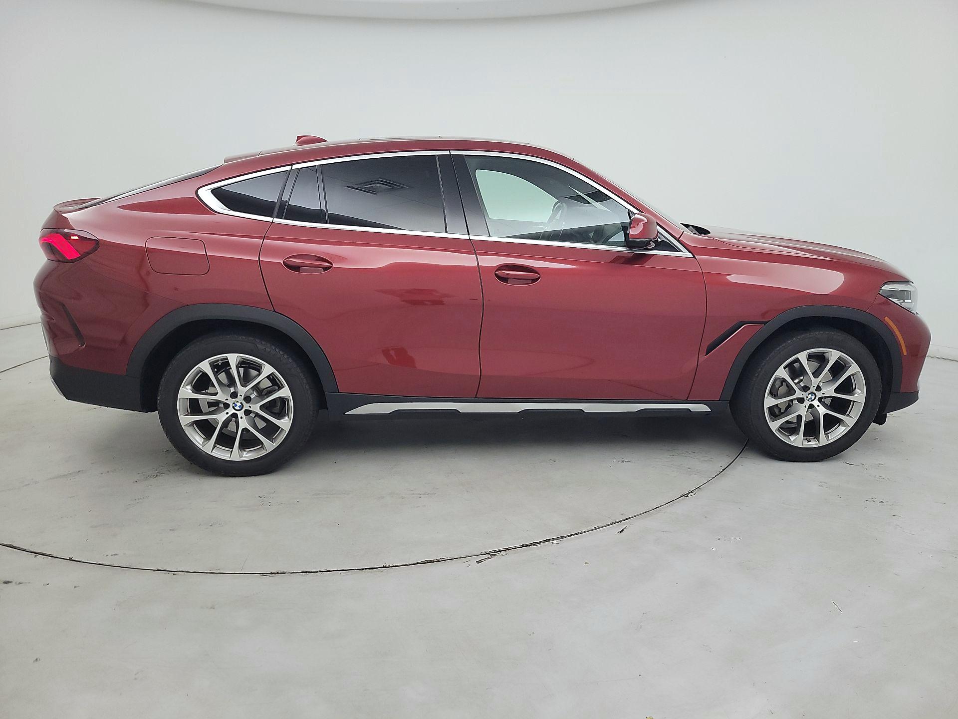 Thumbnail: 2022 BMW X6 - 4