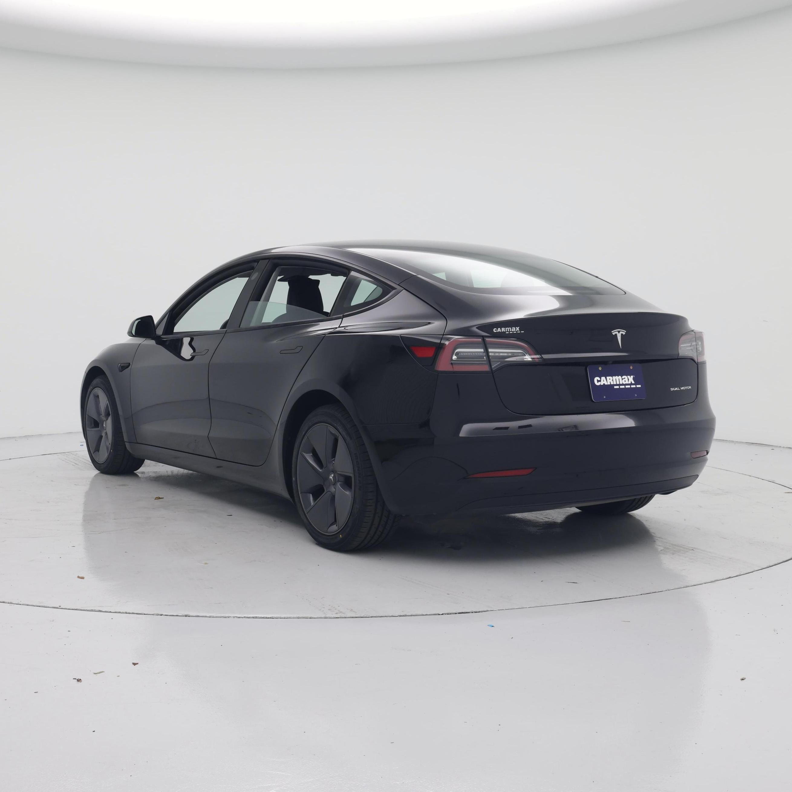 Thumbnail: 2023 Tesla Model 3 - 2