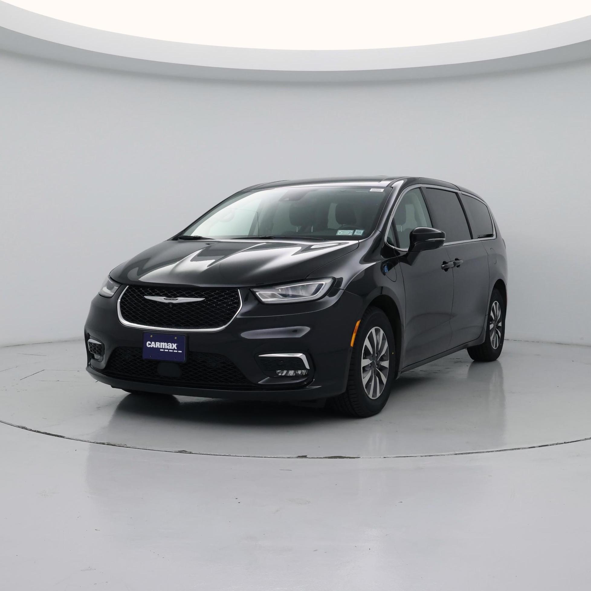 Thumbnail: 2022 Chrysler Pacifica - 4
