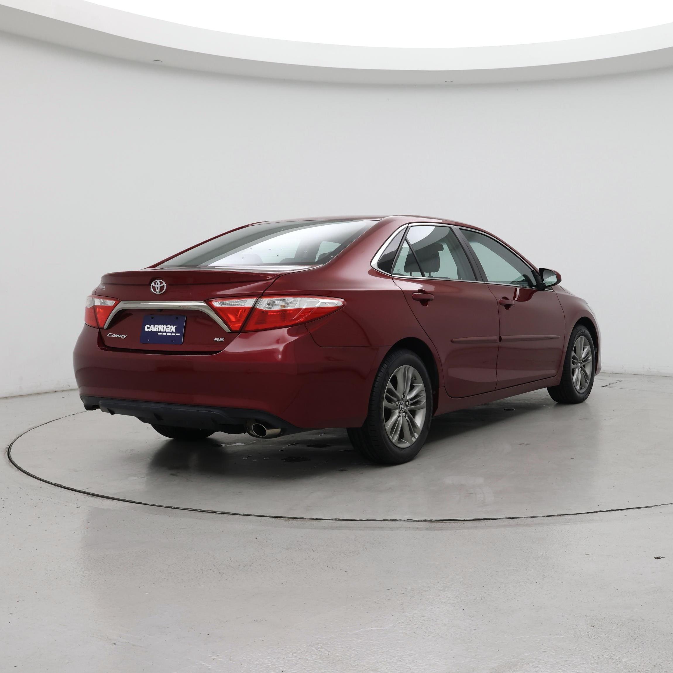 Thumbnail: 2015 Toyota Camry - 8