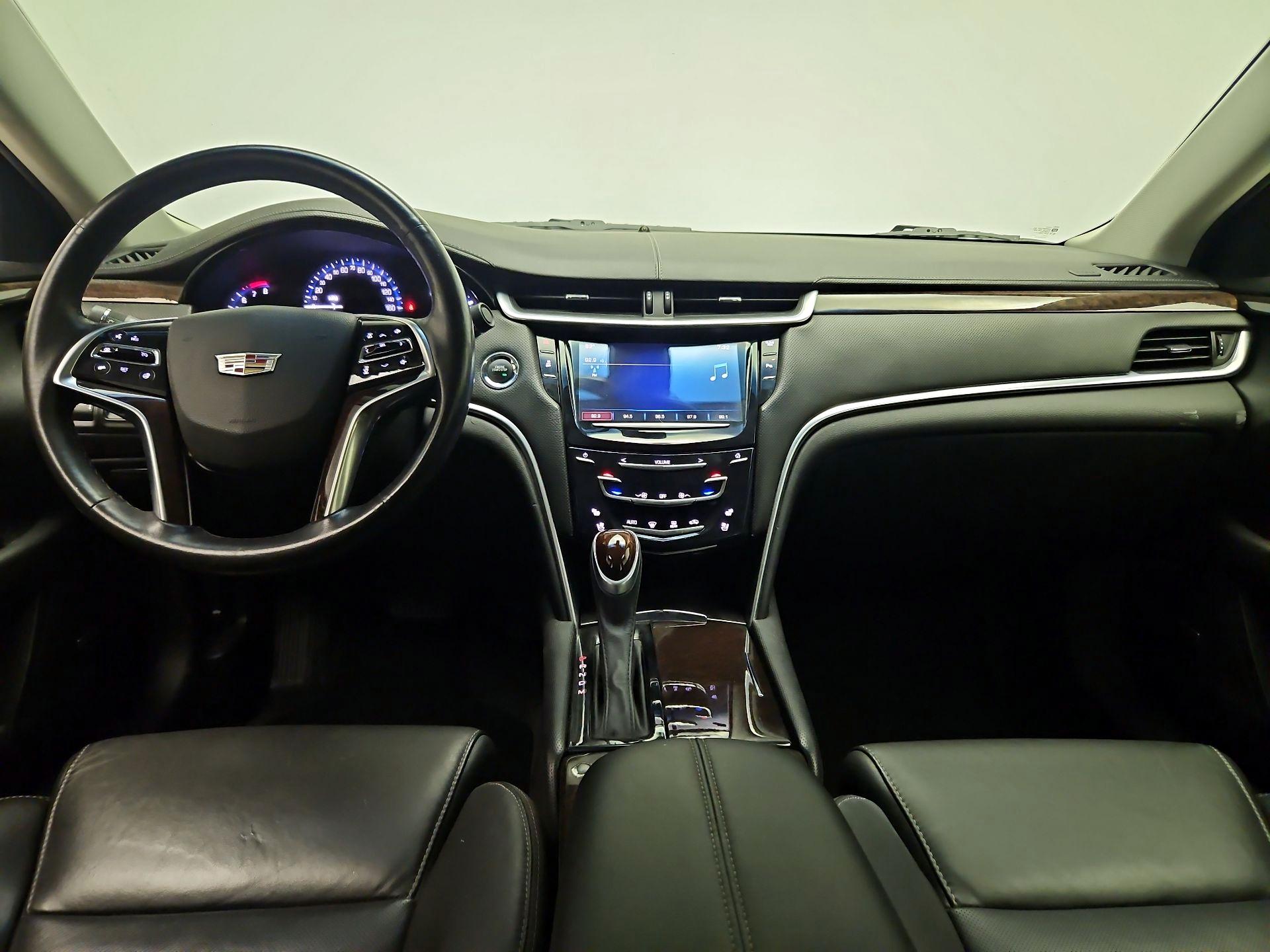 Thumbnail: 2016 Cadillac XTS - 9