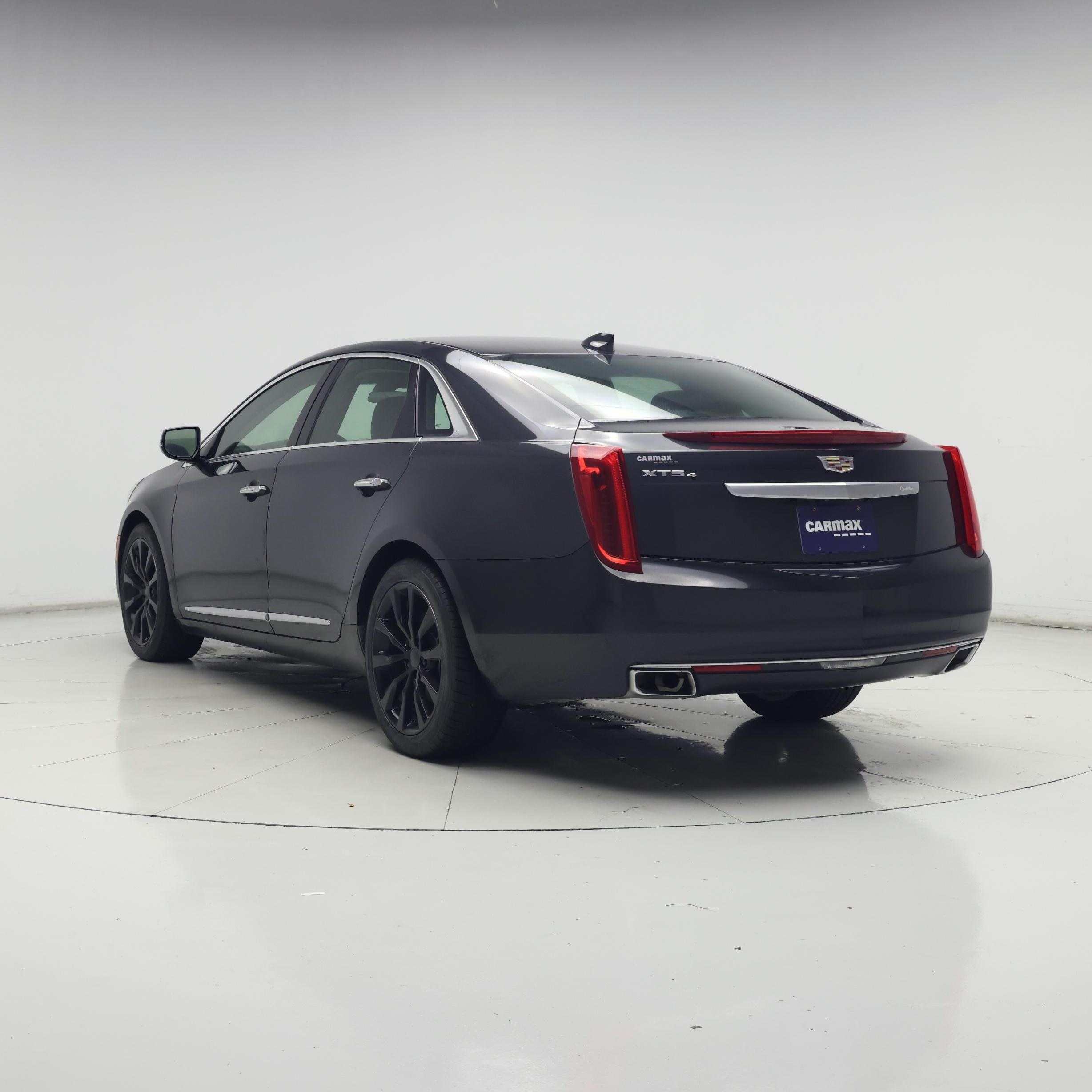 Thumbnail: 2016 Cadillac XTS - 2
