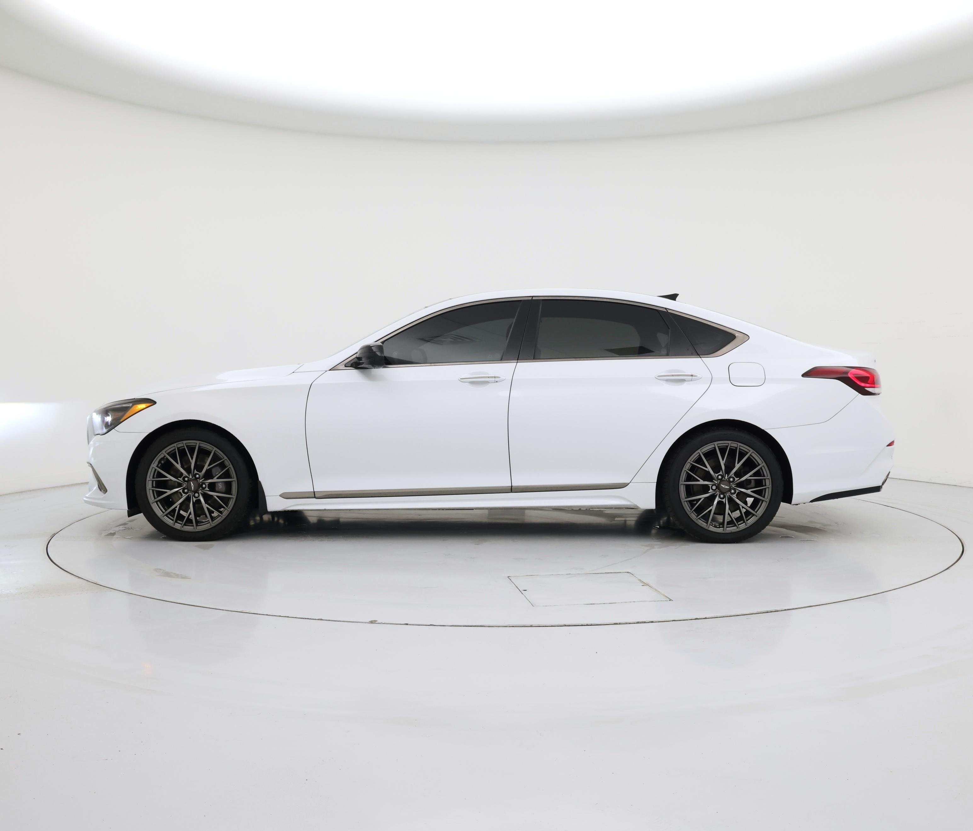 Thumbnail: 2018 Genesis G80 - 3