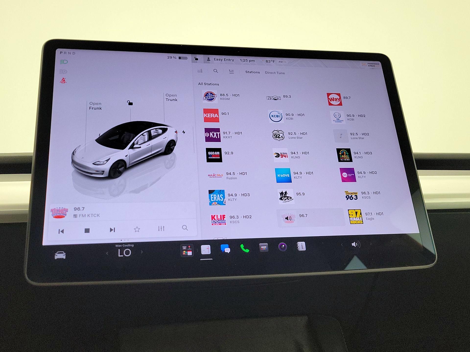 Thumbnail: 2023 Tesla Model 3 - 14