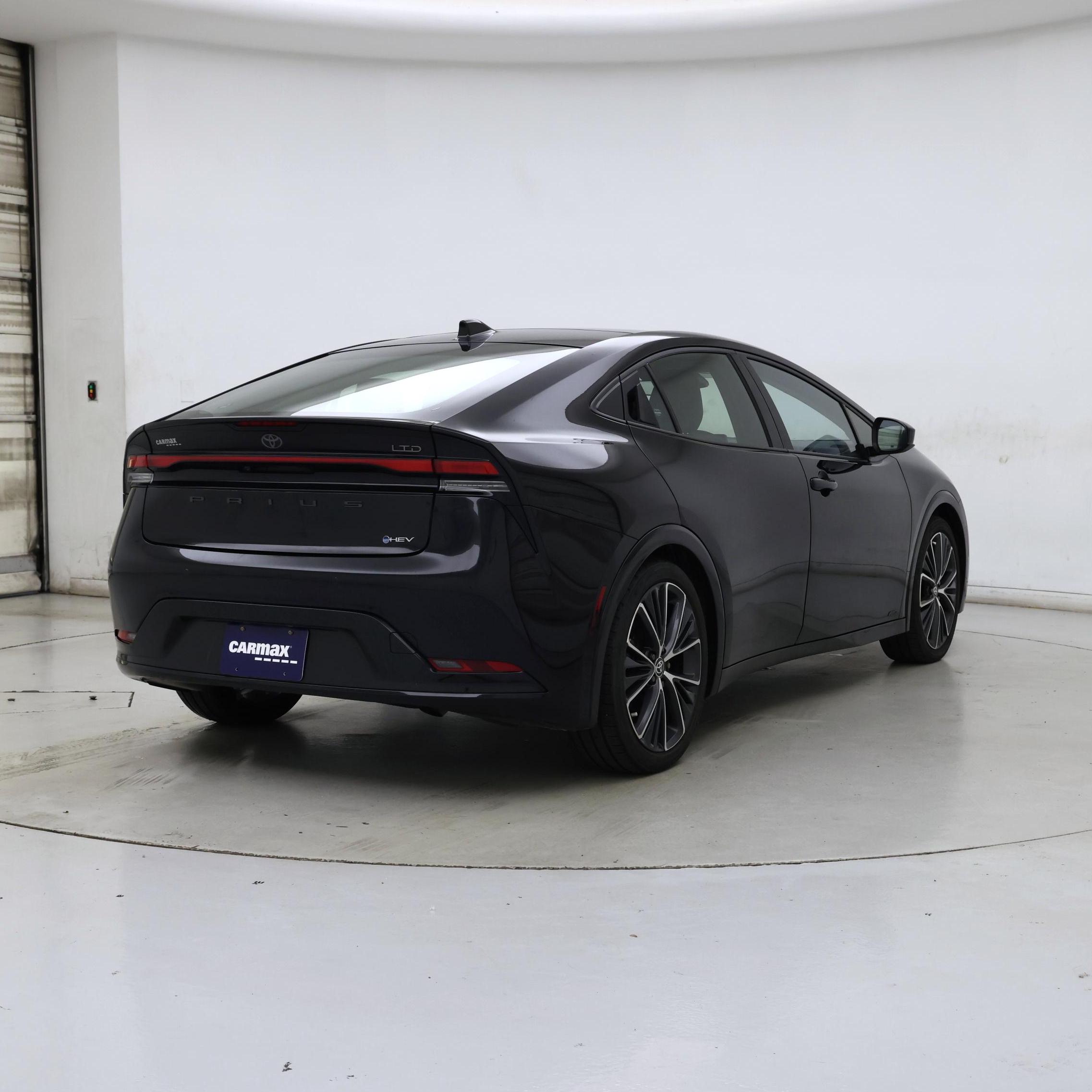 Thumbnail: 2023 Toyota Prius - 8