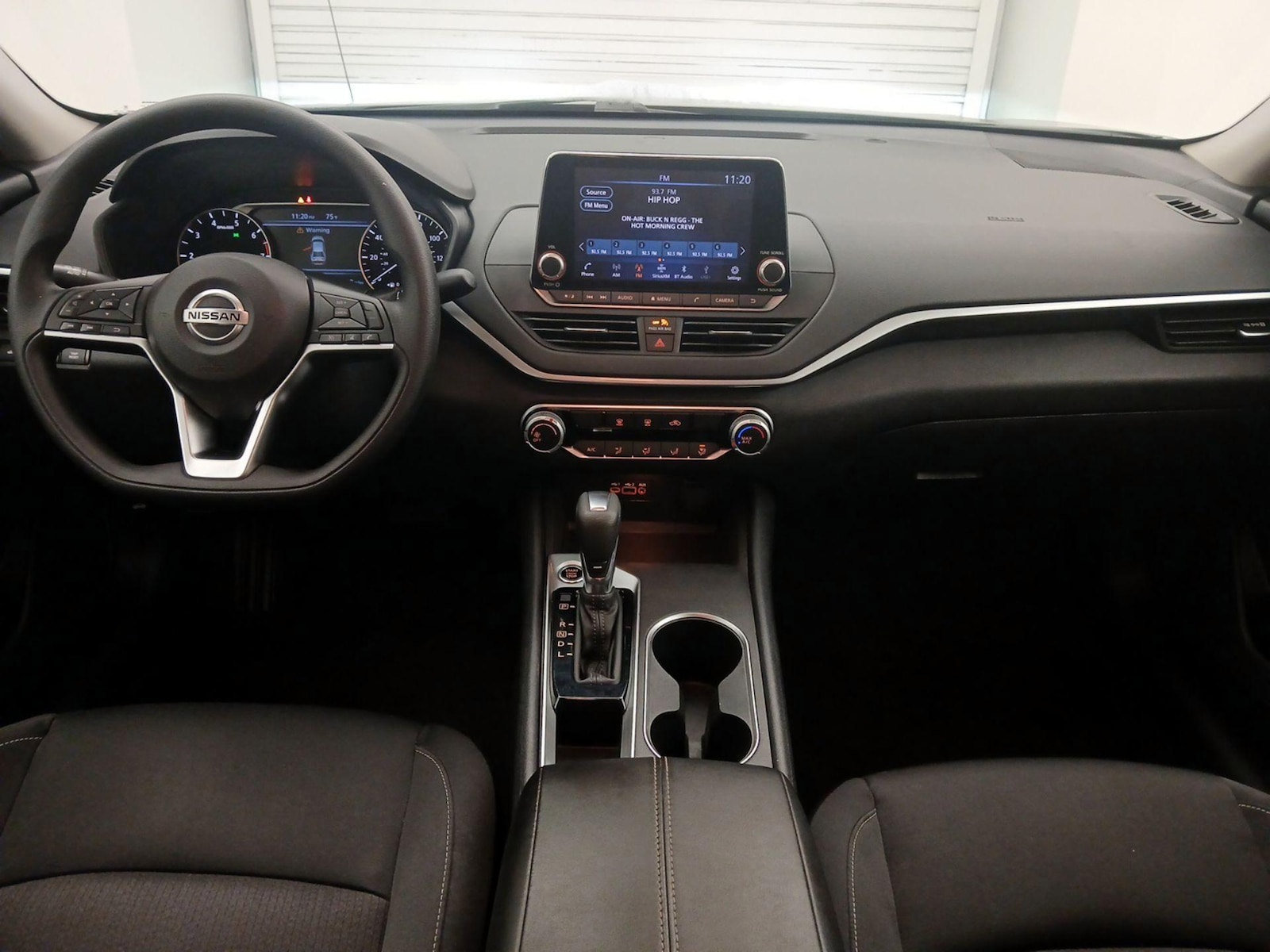 2022 Nissan Altima SV - Photo 10