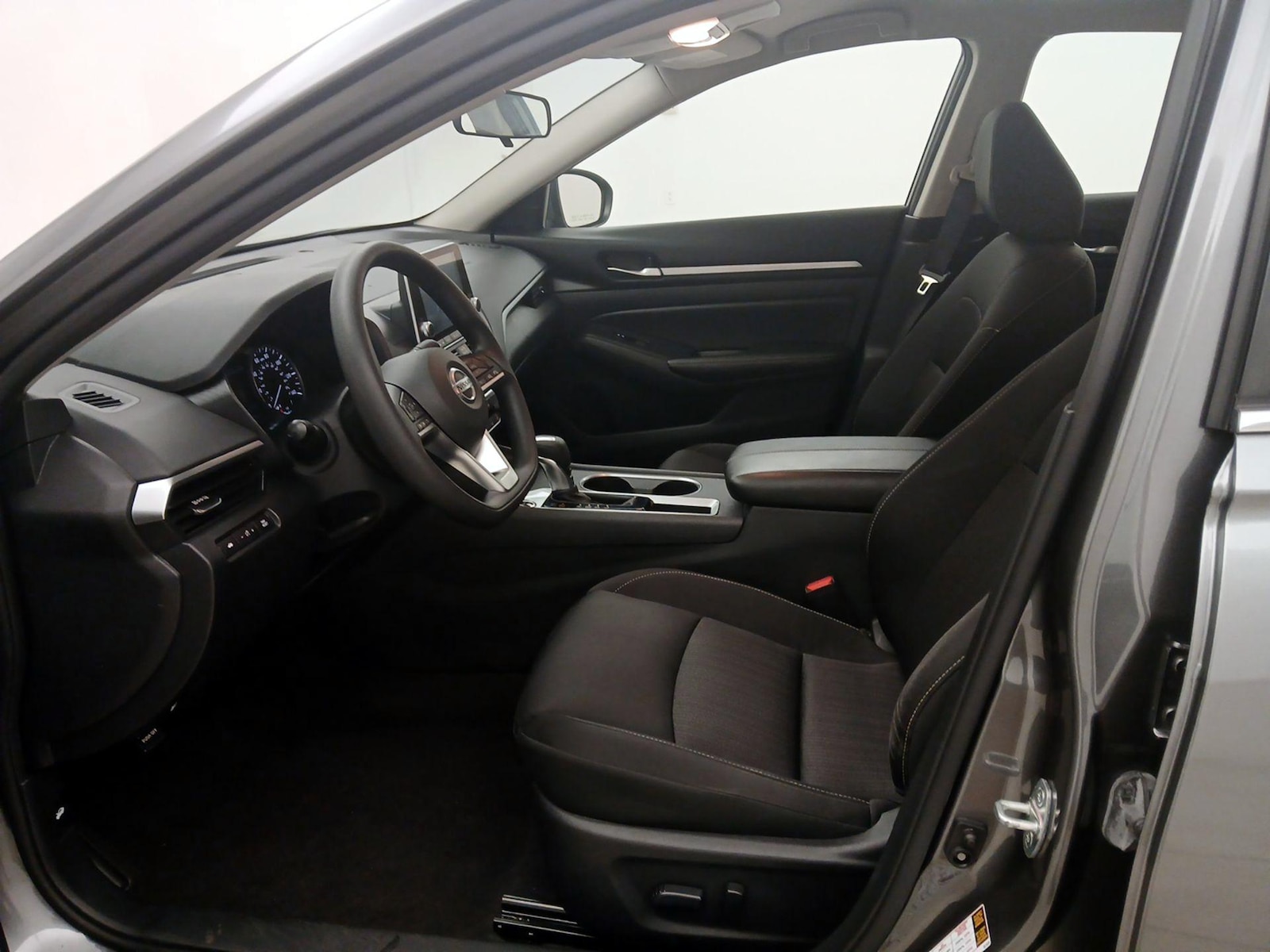 2022 Nissan Altima SV - Photo 12