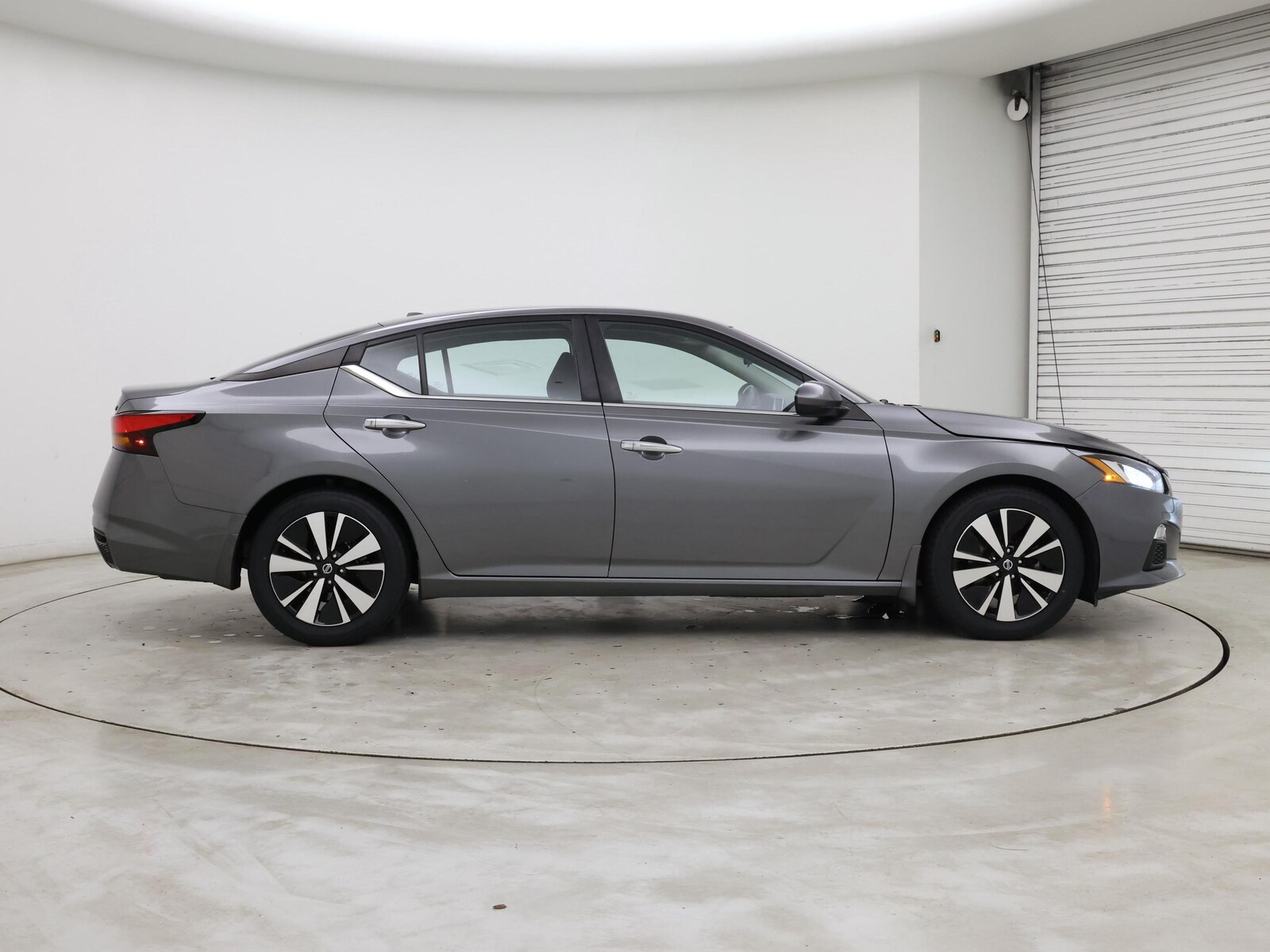 2022 Nissan Altima SV - Photo 8