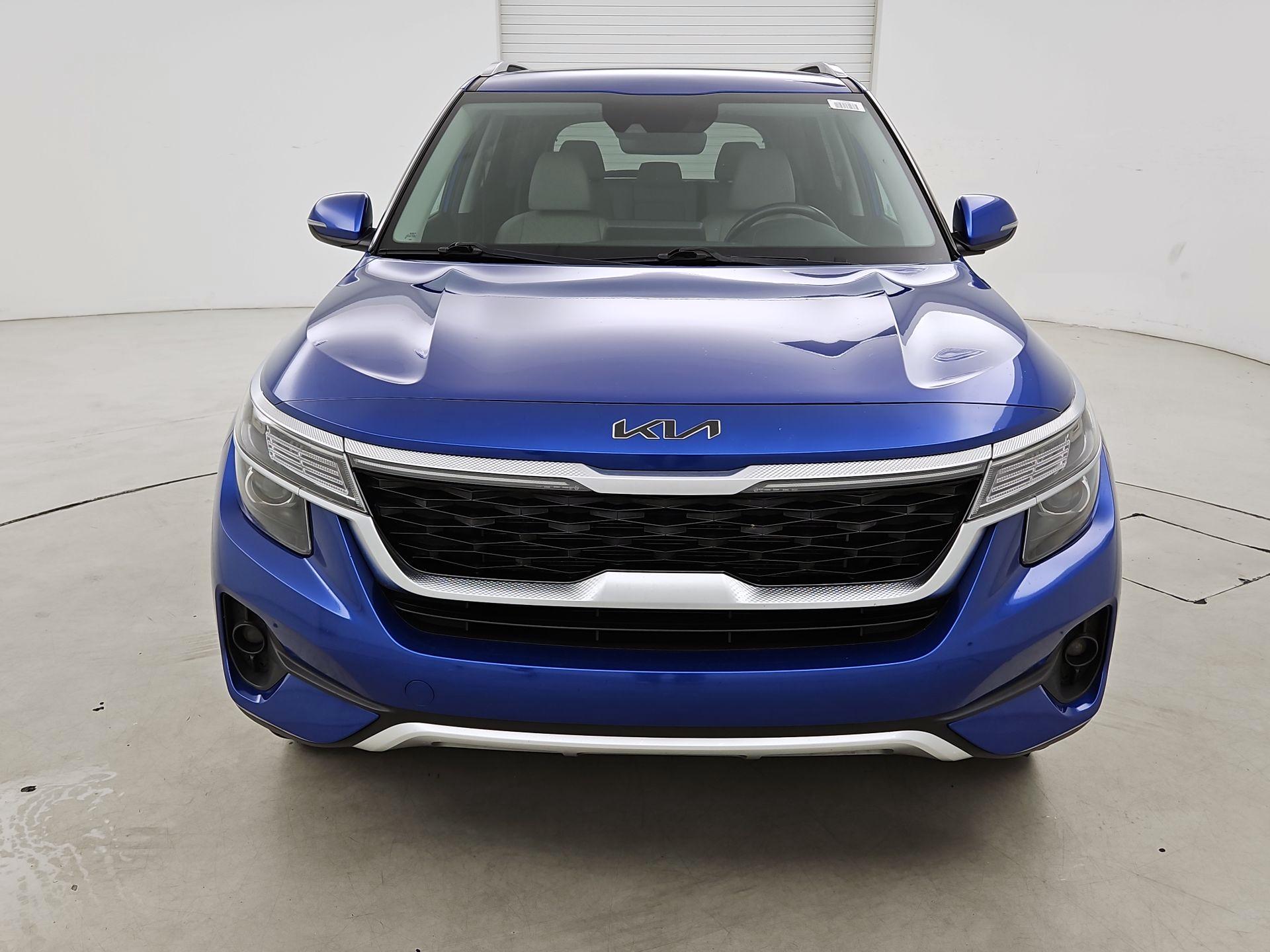 Thumbnail: 2022 Kia Seltos - 2