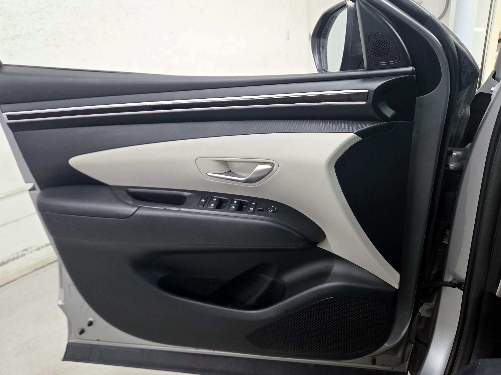 Thumbnail: 2022 Hyundai Tucson - 12