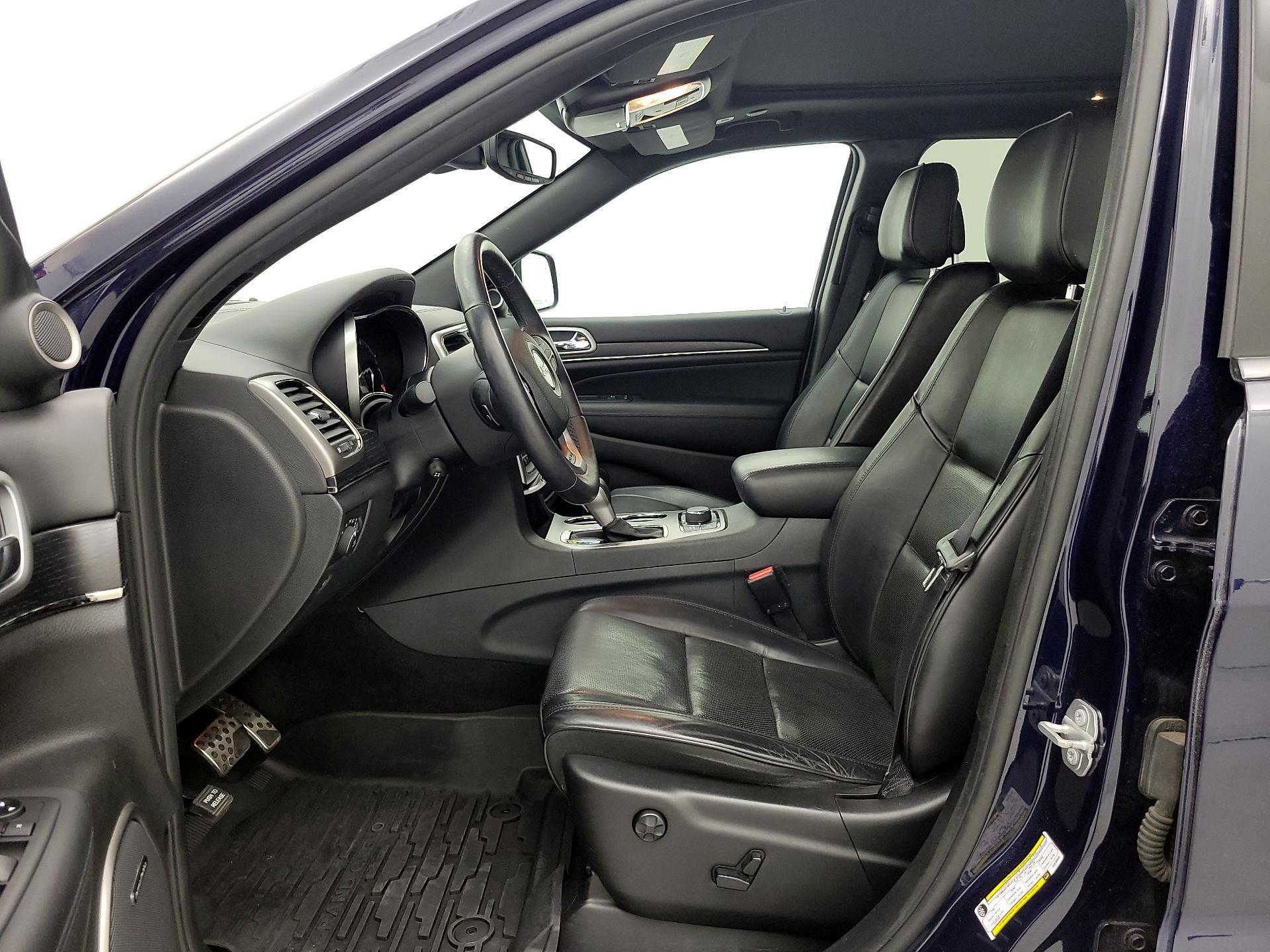 Thumbnail: 2018 Jeep Grand Cherokee - 11