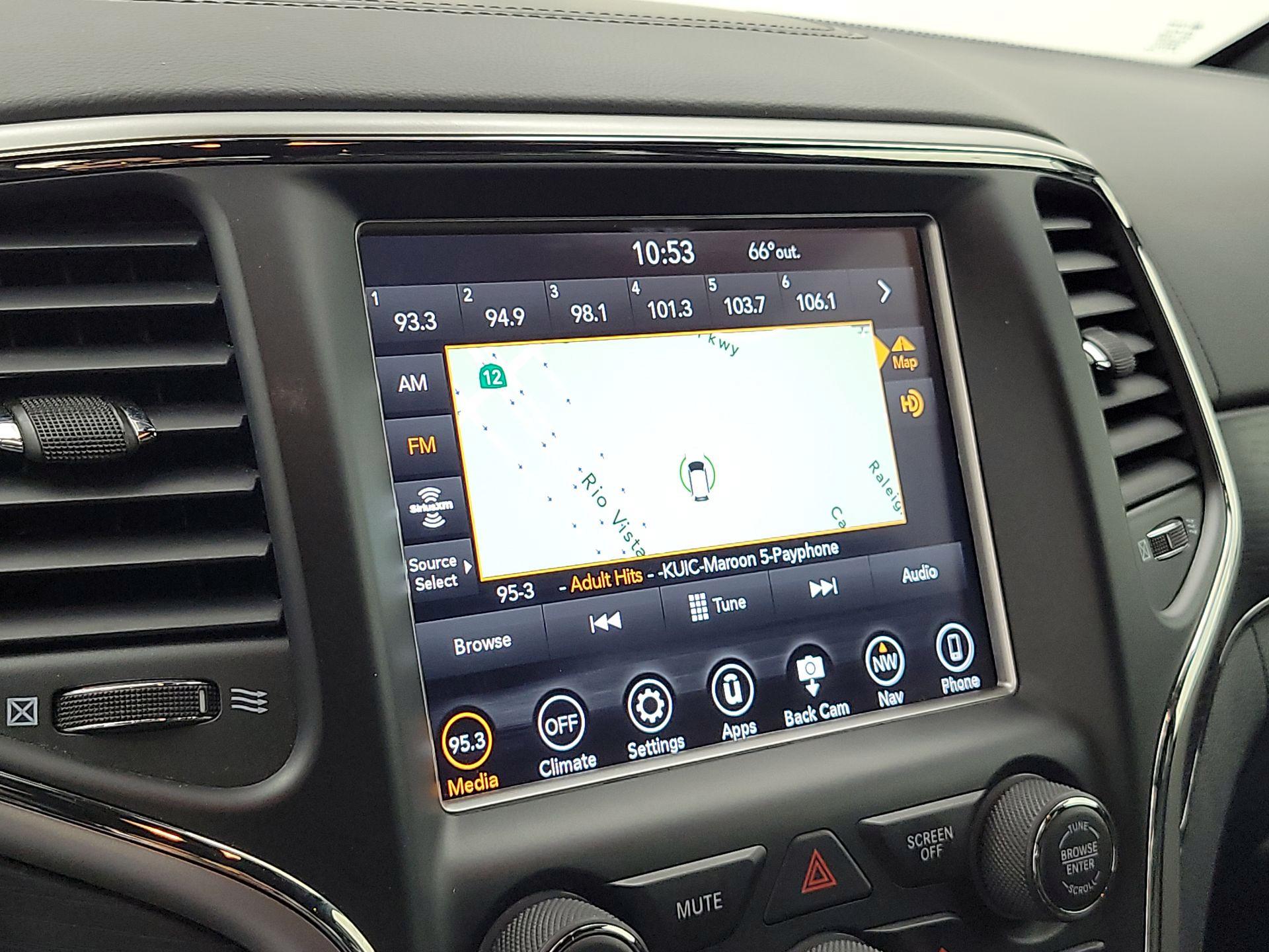 Thumbnail: 2018 Jeep Grand Cherokee - 14