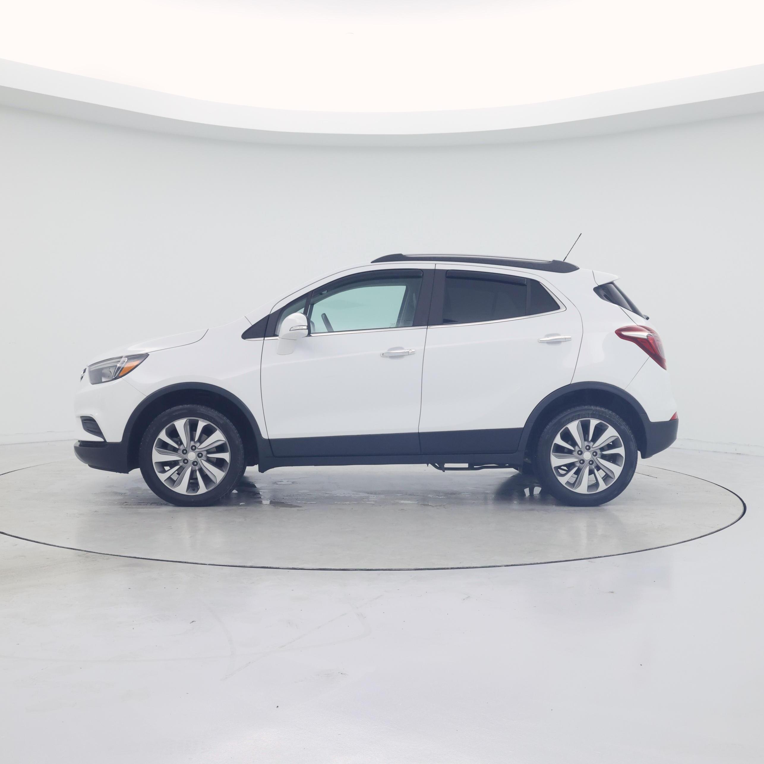 Thumbnail: 2018 Buick Encore - 3