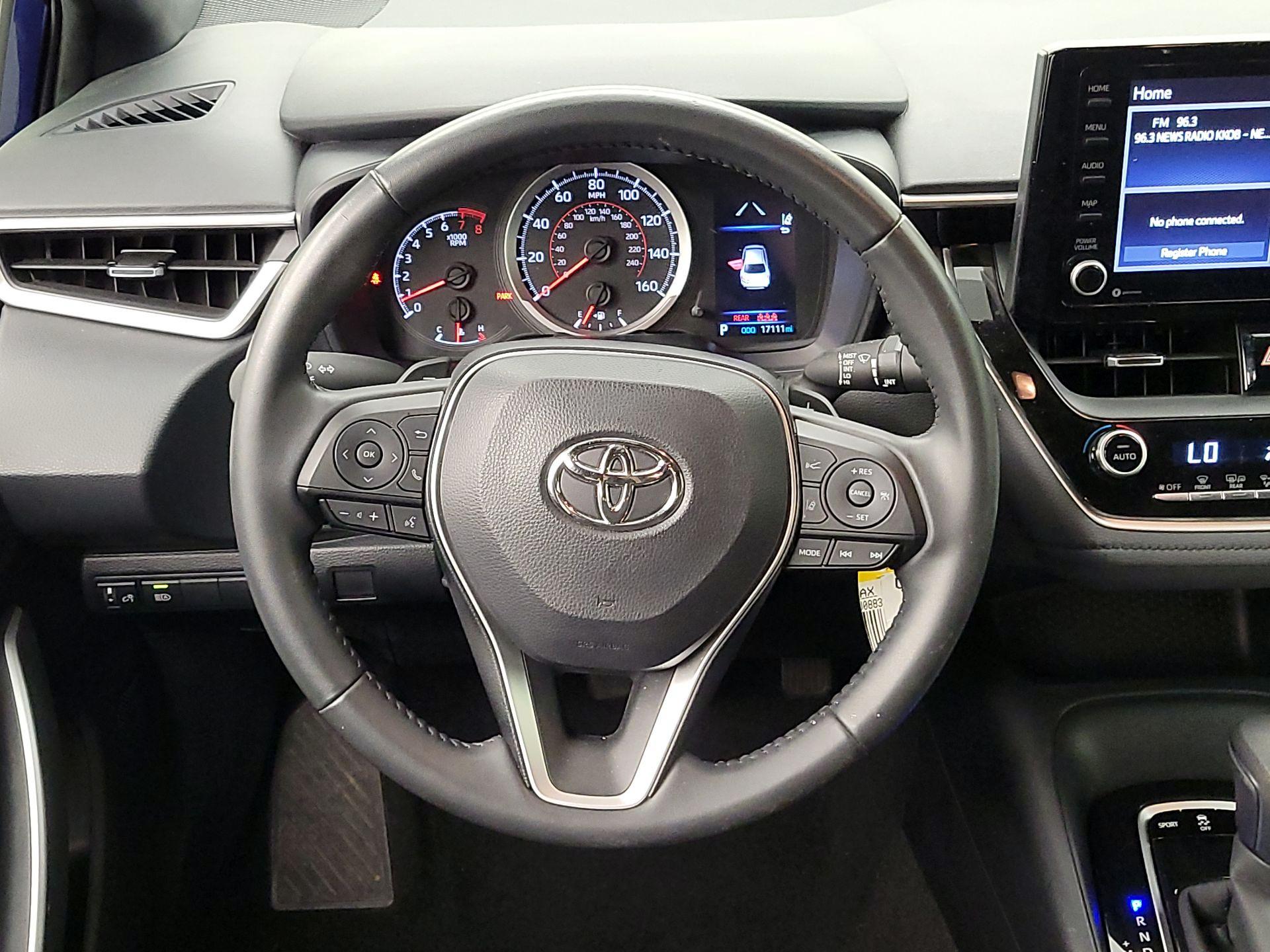 Thumbnail: 2022 Toyota Corolla - 10
