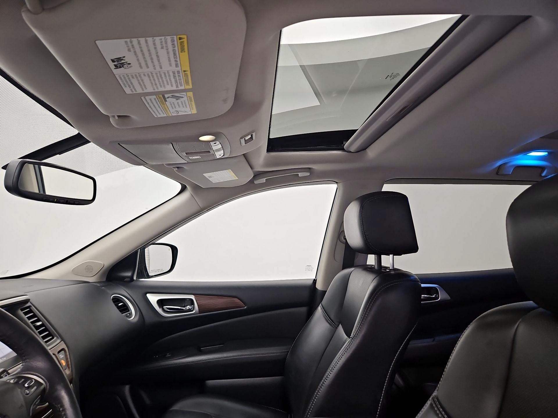 Thumbnail: 2019 Nissan Pathfinder - 19
