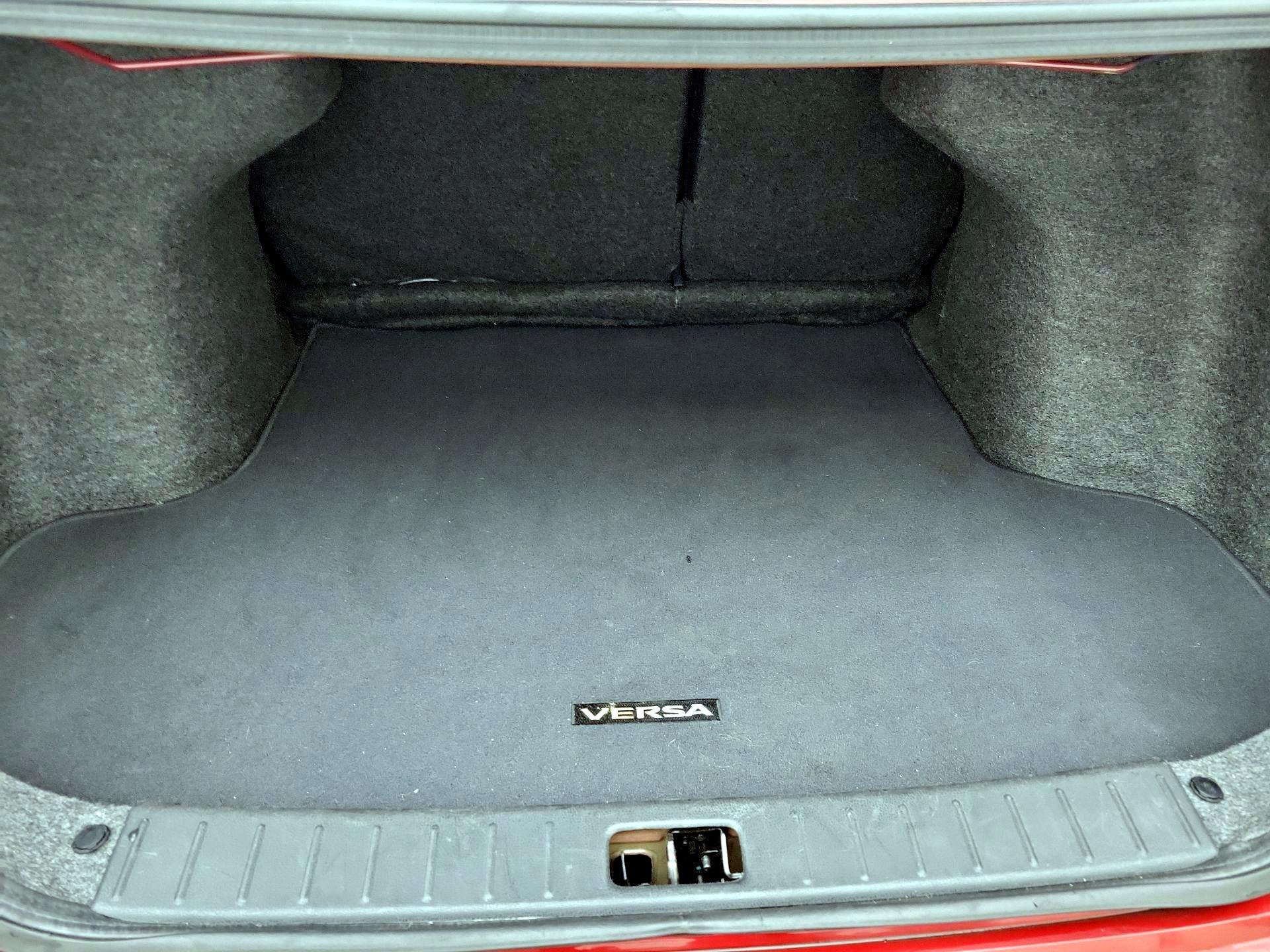 Thumbnail: 2019 Nissan Versa - 20