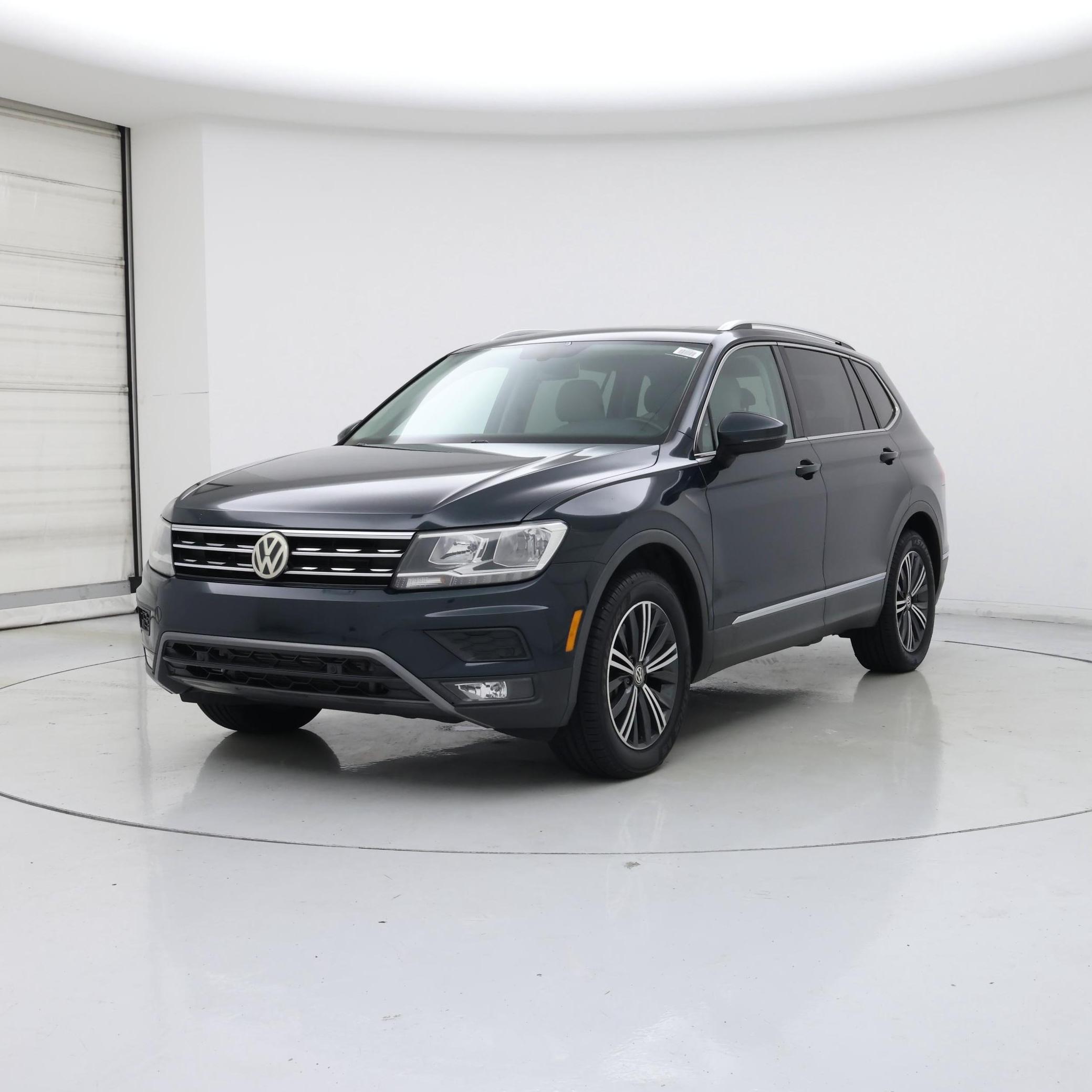 Thumbnail: 2019 Volkswagen Tiguan - 4