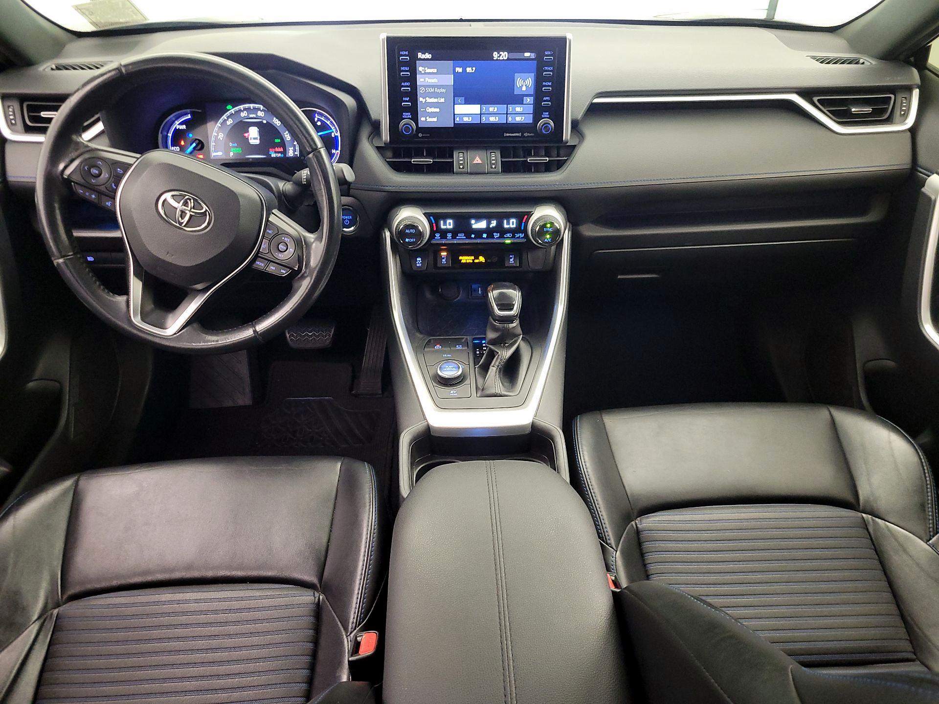 Thumbnail: 2019 Toyota RAV4 - 9
